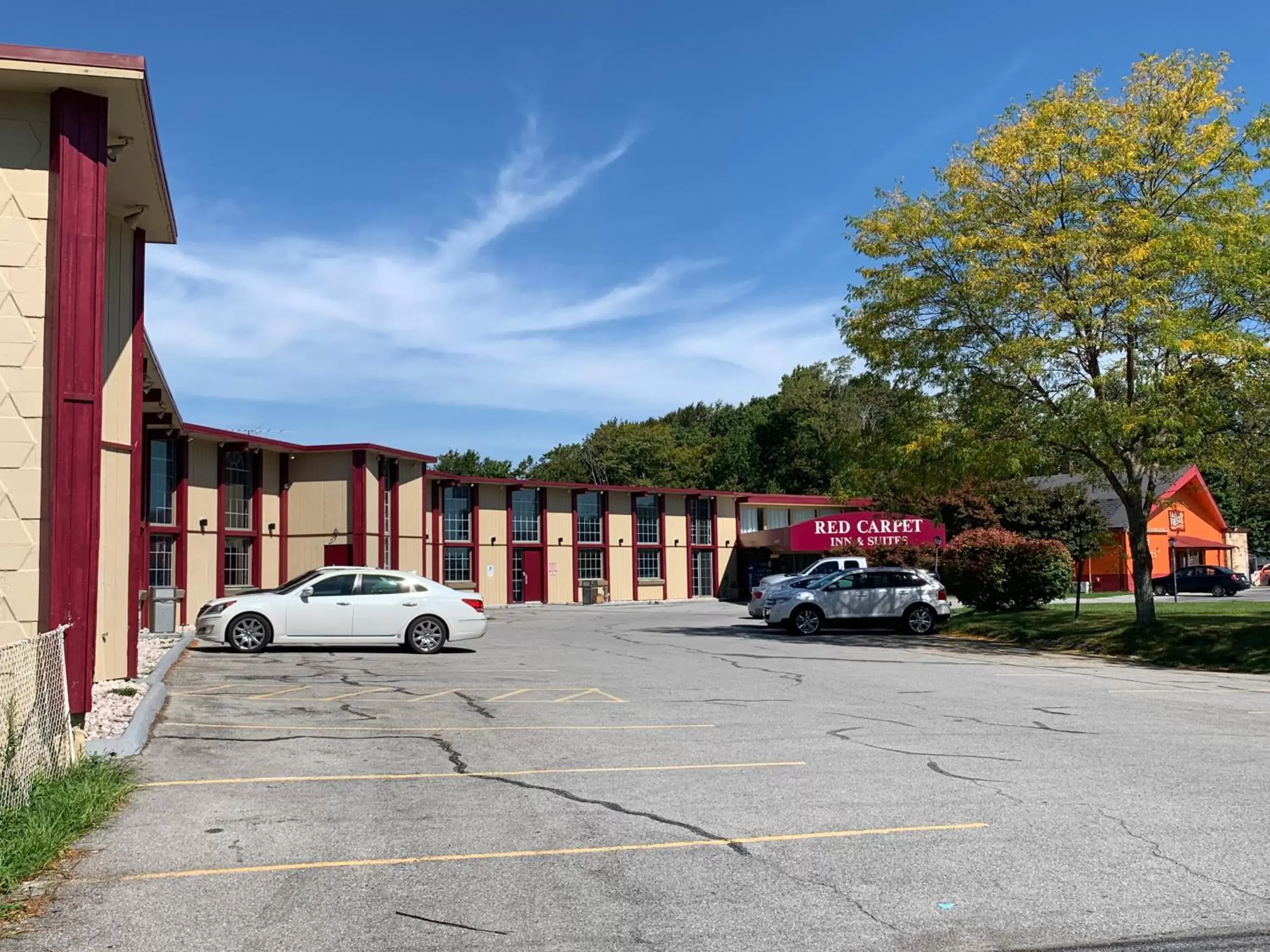 Property Building in Red Carpet Inn and Suites Ebensburg