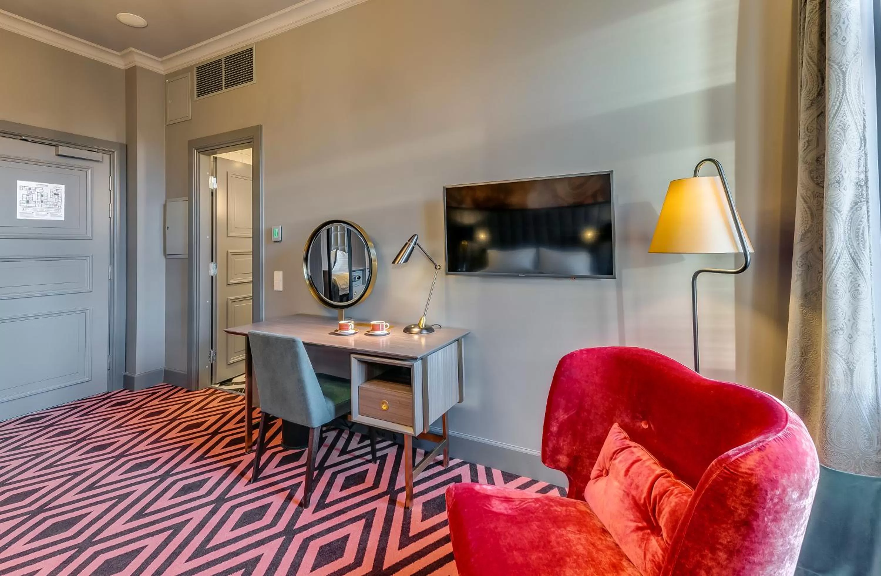 Park View Premium Twin Room in Grand Poet Hotel and SPA by Semarah