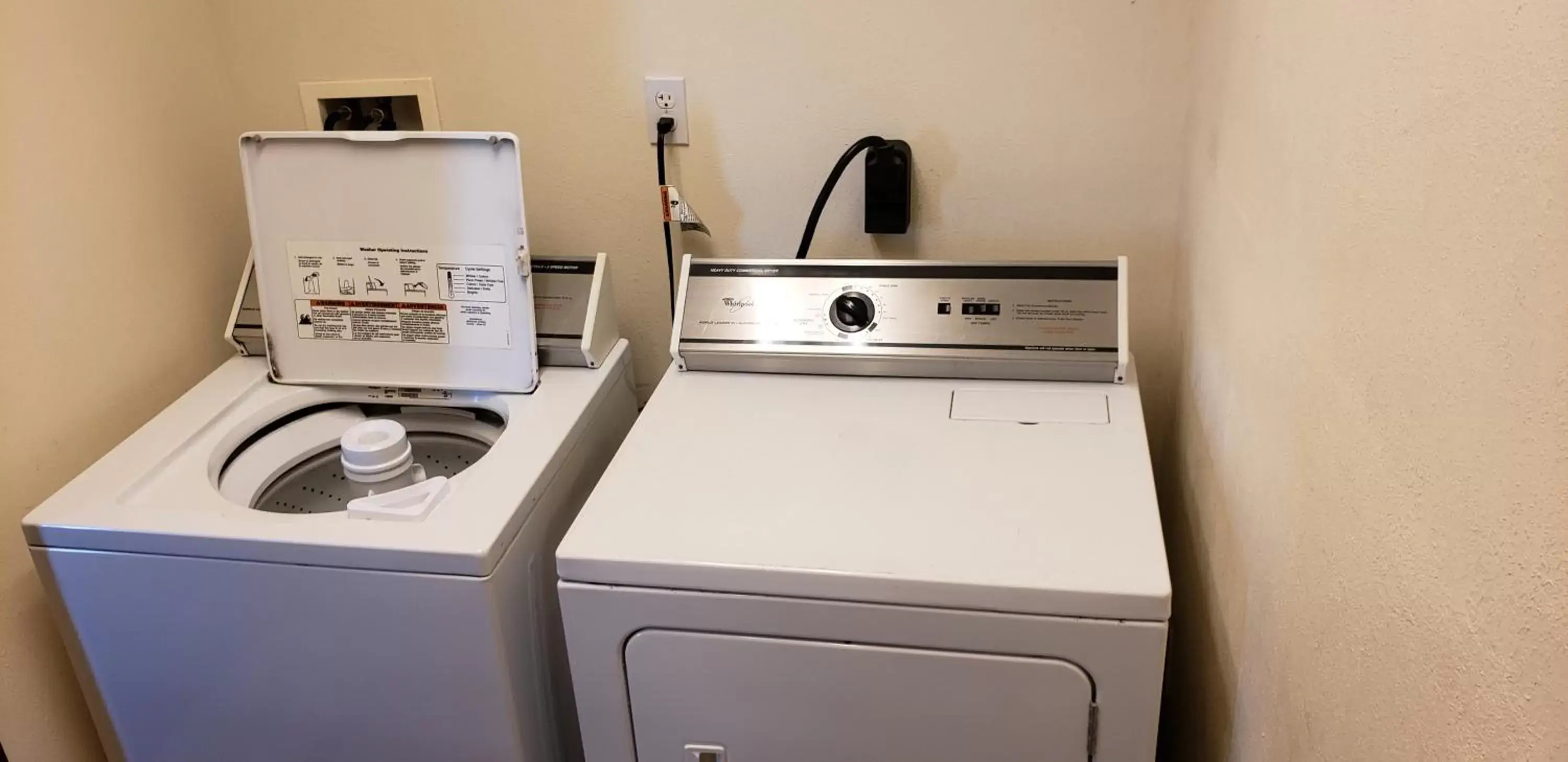 Area and facilities, Kitchen/Kitchenette in Family Budget Inn