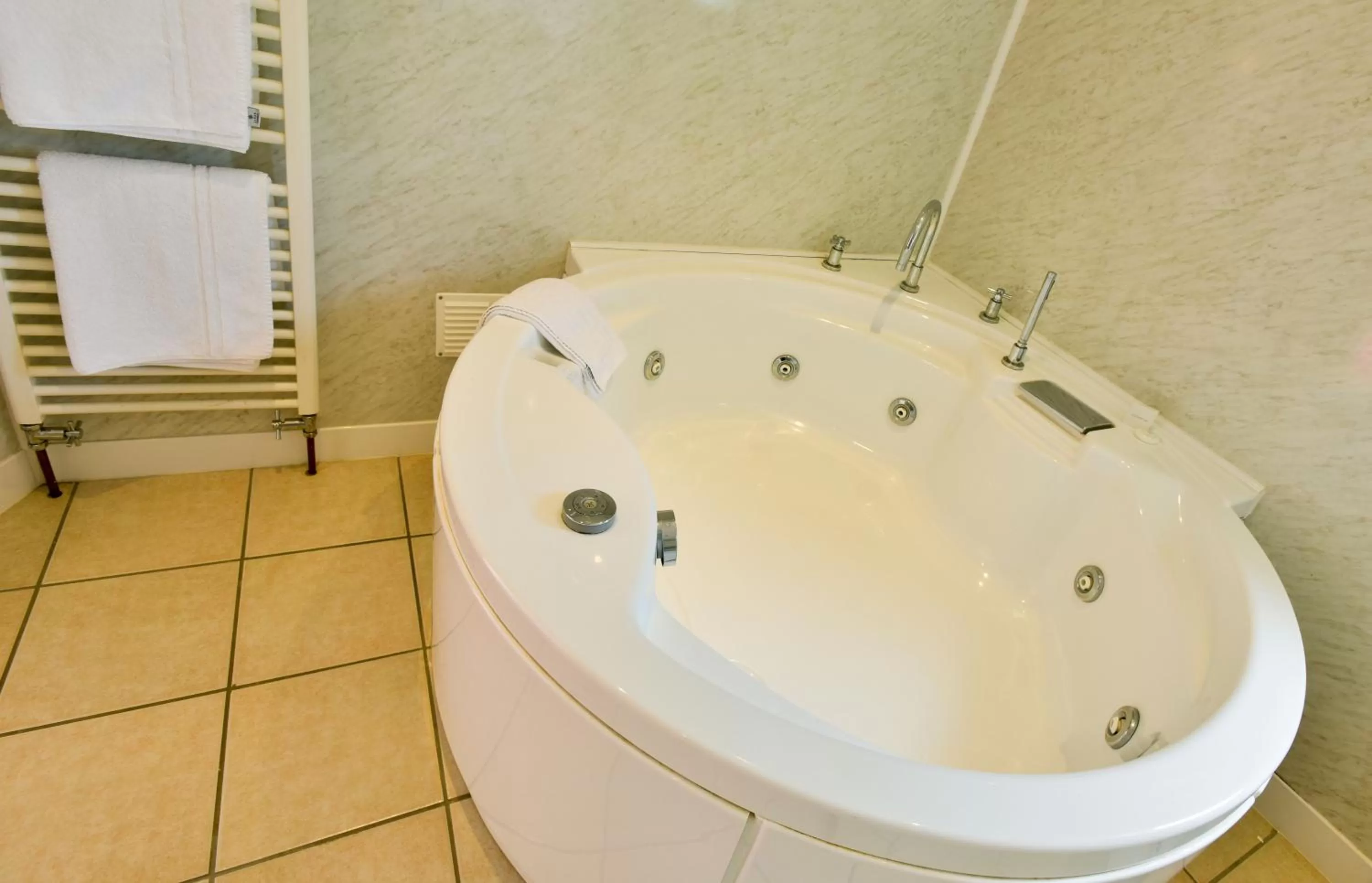 Bathroom in Edenhall Country Hotel