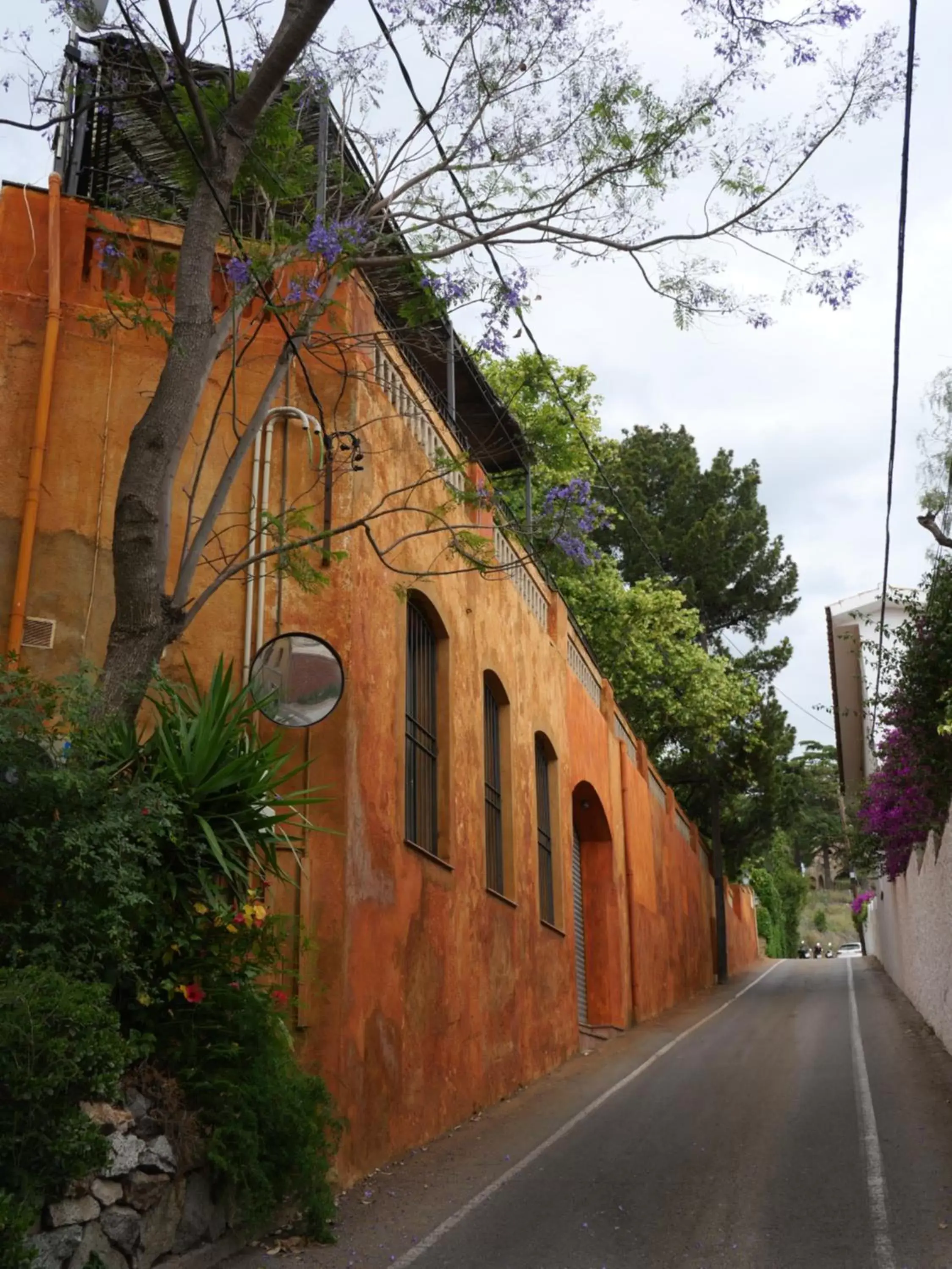 Day, Property Building in Hostal de la Plaça - Hotel Boutique