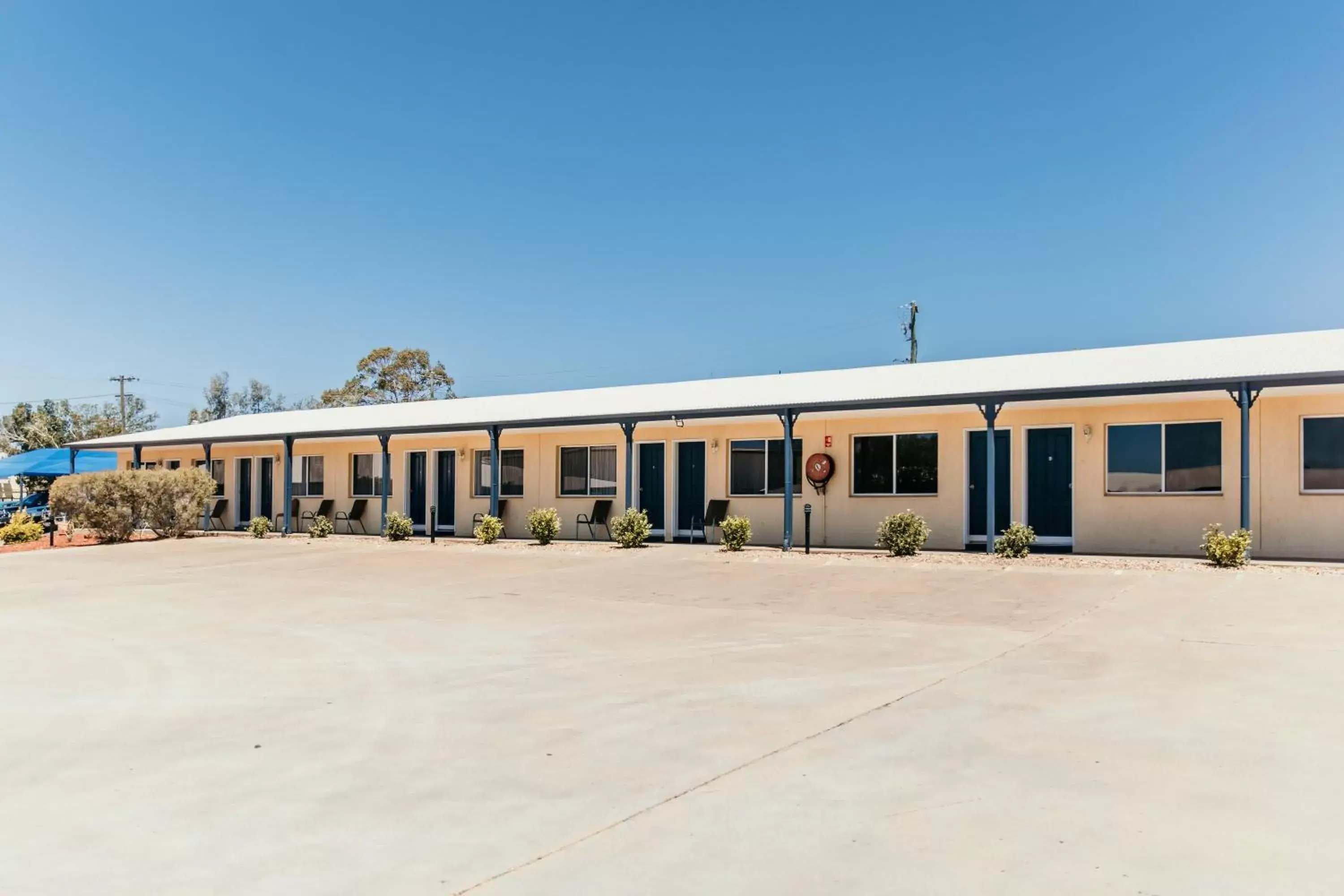 Property Building in Outback Motel Mt Isa