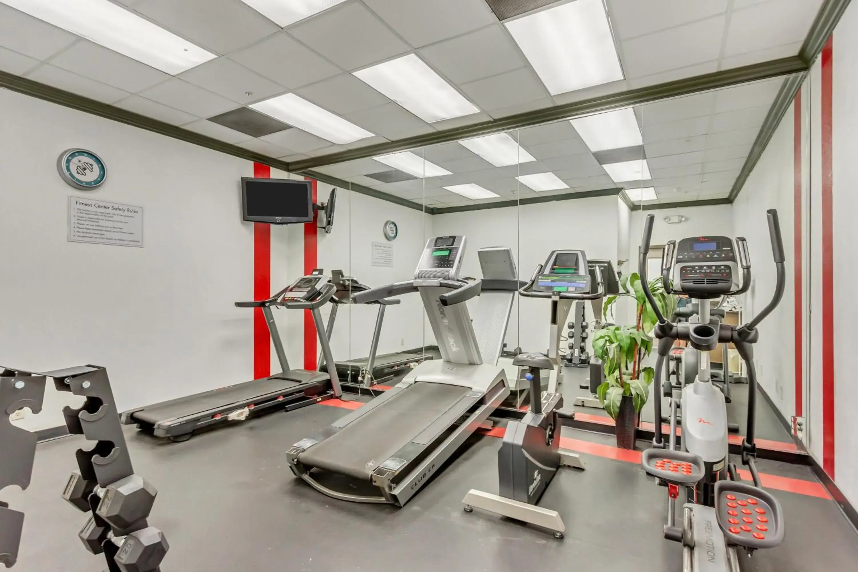 Fitness centre/facilities, Fitness Center/Facilities in Suburban Studios Salt Lake City Airport