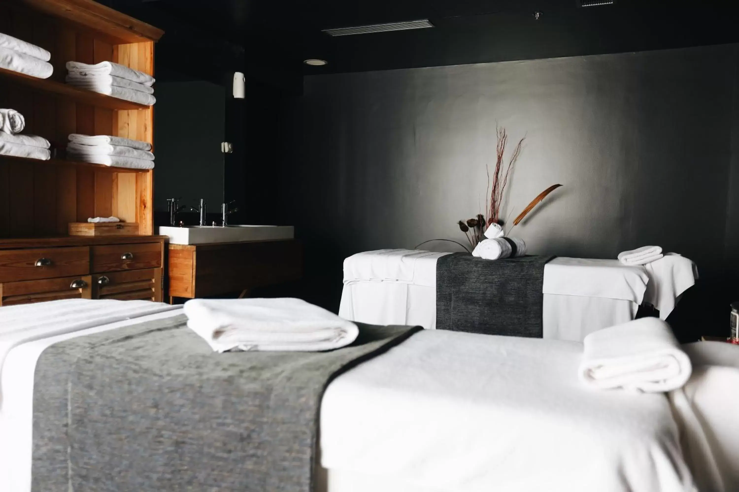 Massage, Bed in Holiday Inn - Tbilisi, an IHG Hotel