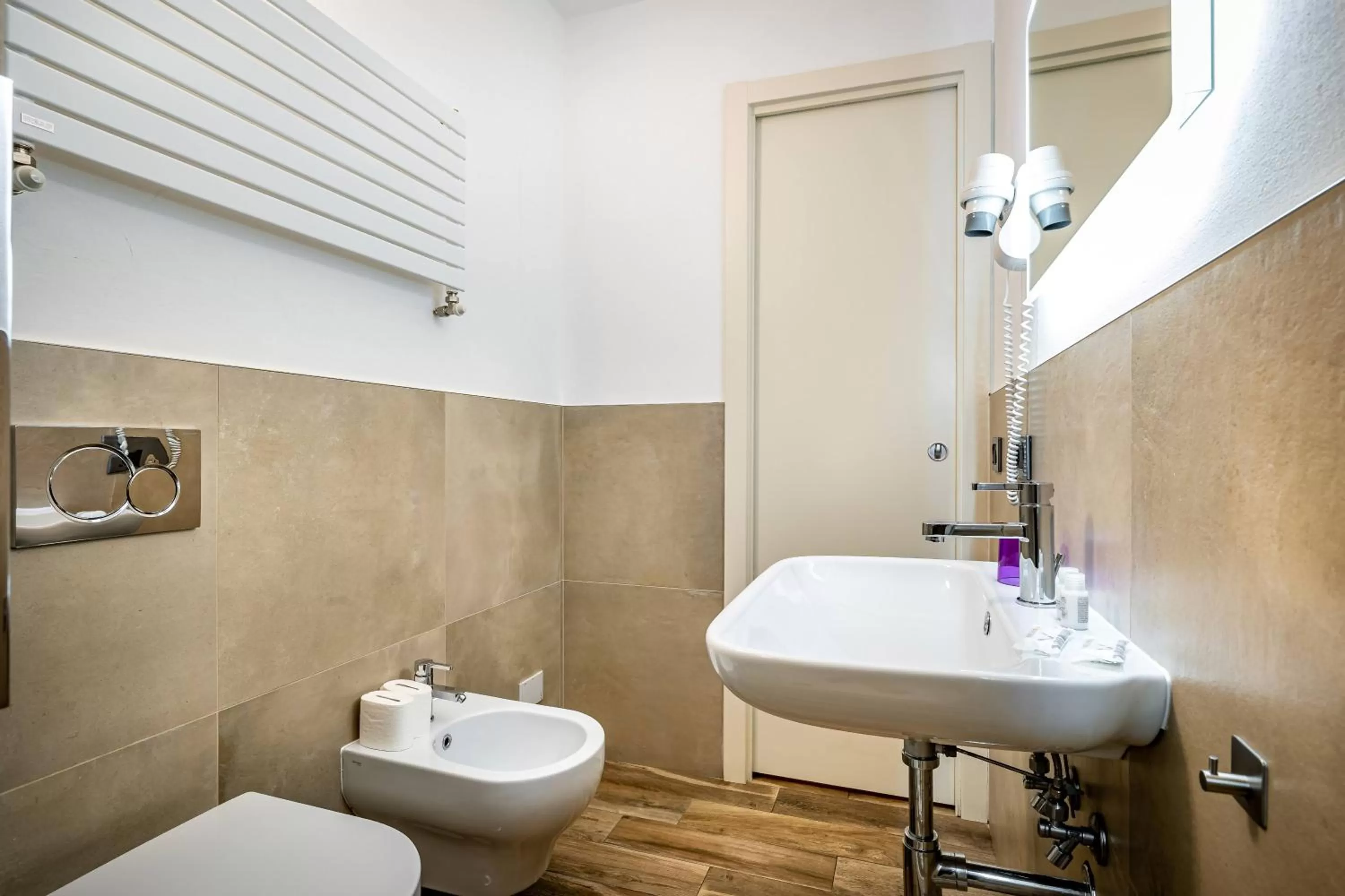 Shower in B&B Lorenzo de' Medici