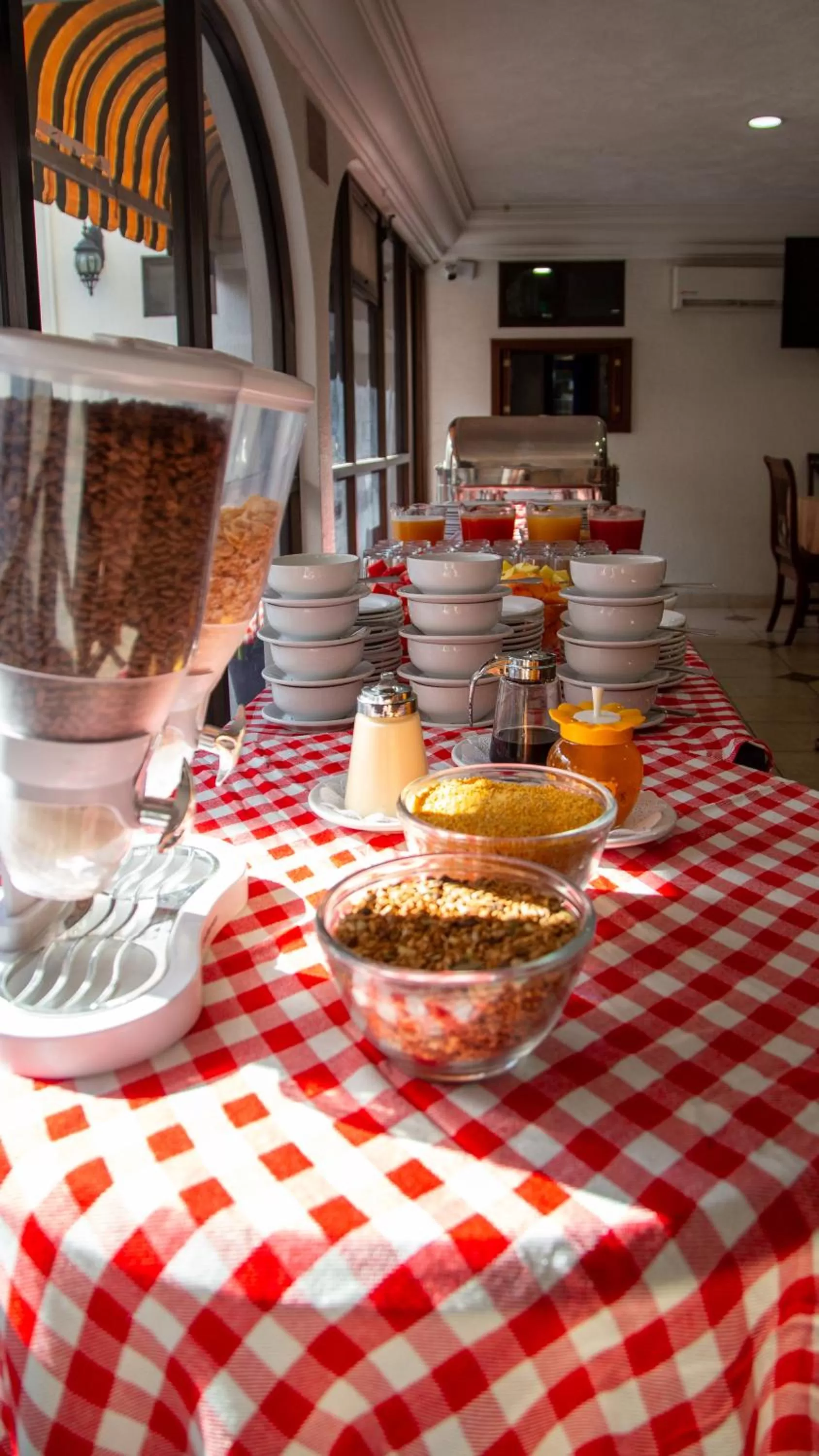 Breakfast in Hotel Casino Plaza