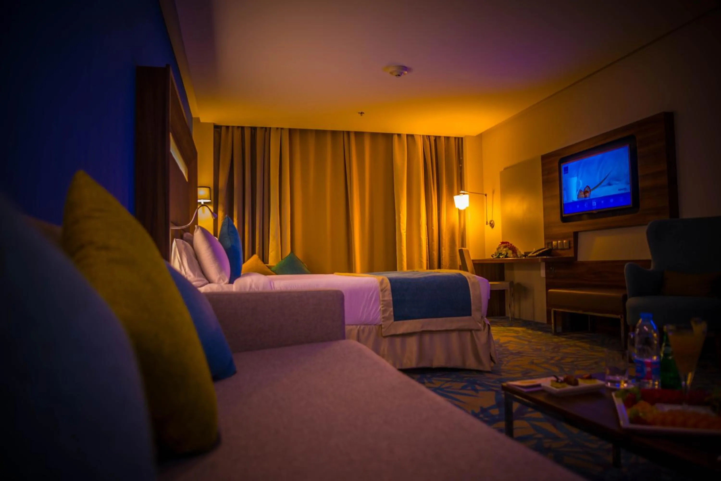Junior Suite with Sea or City View in Novotel Yanbu Albahr