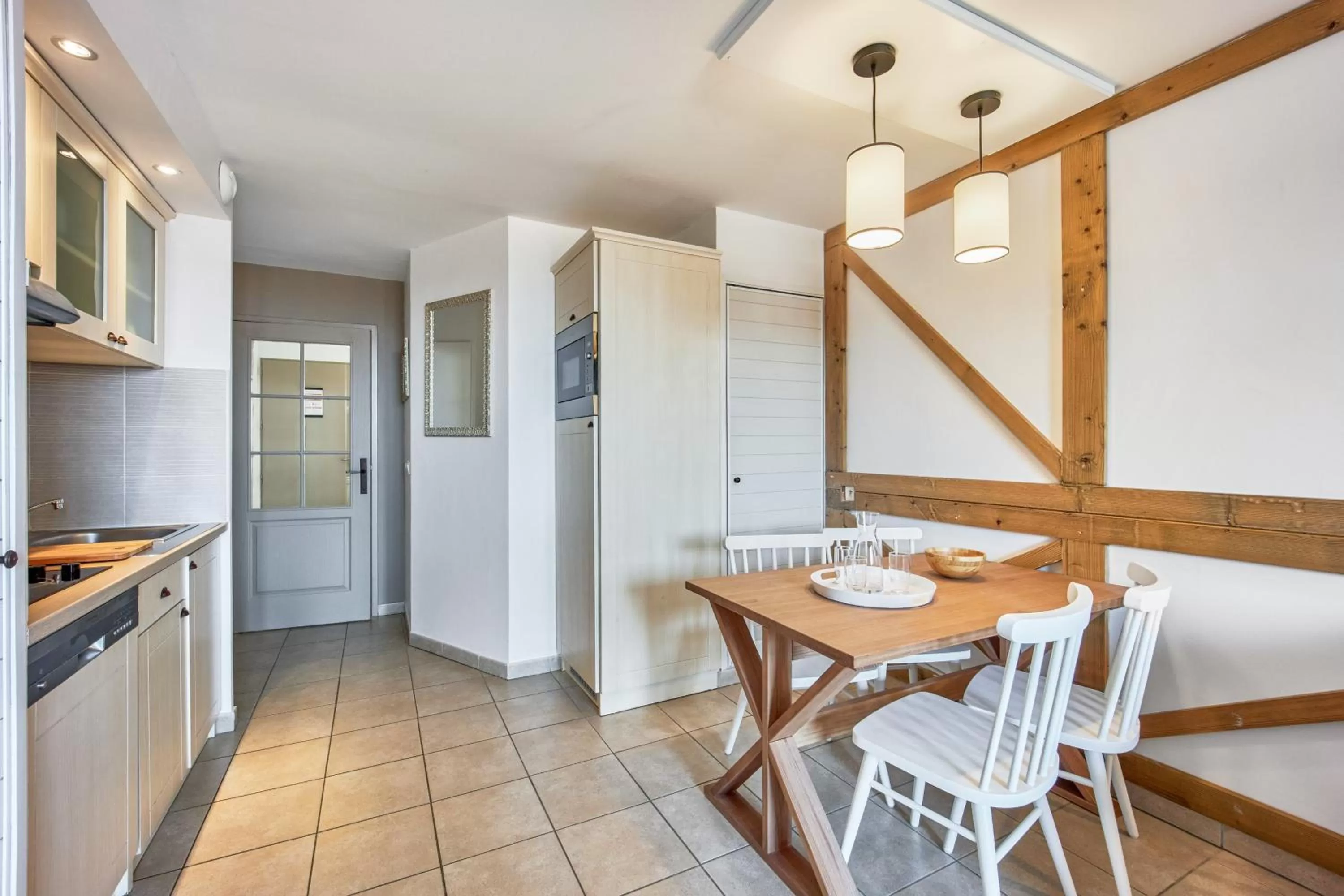 Kitchen or kitchenette in Pierre & Vacances Premium Residence & Spa Houlgate