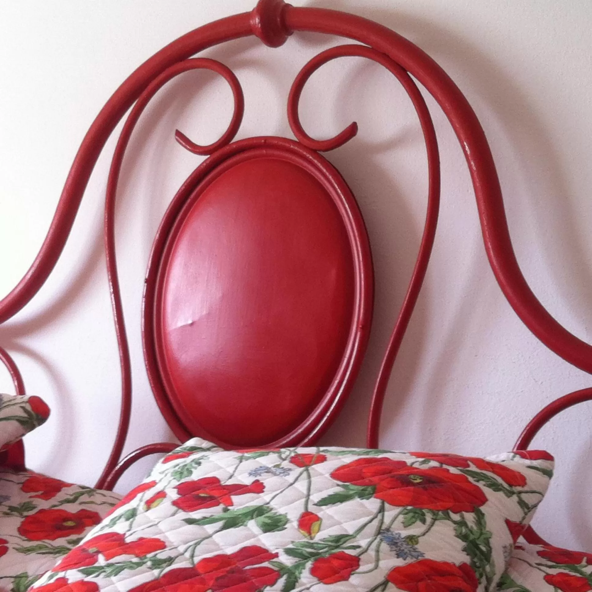 Decorative detail, Bed in Cav Costa degli Etruschi