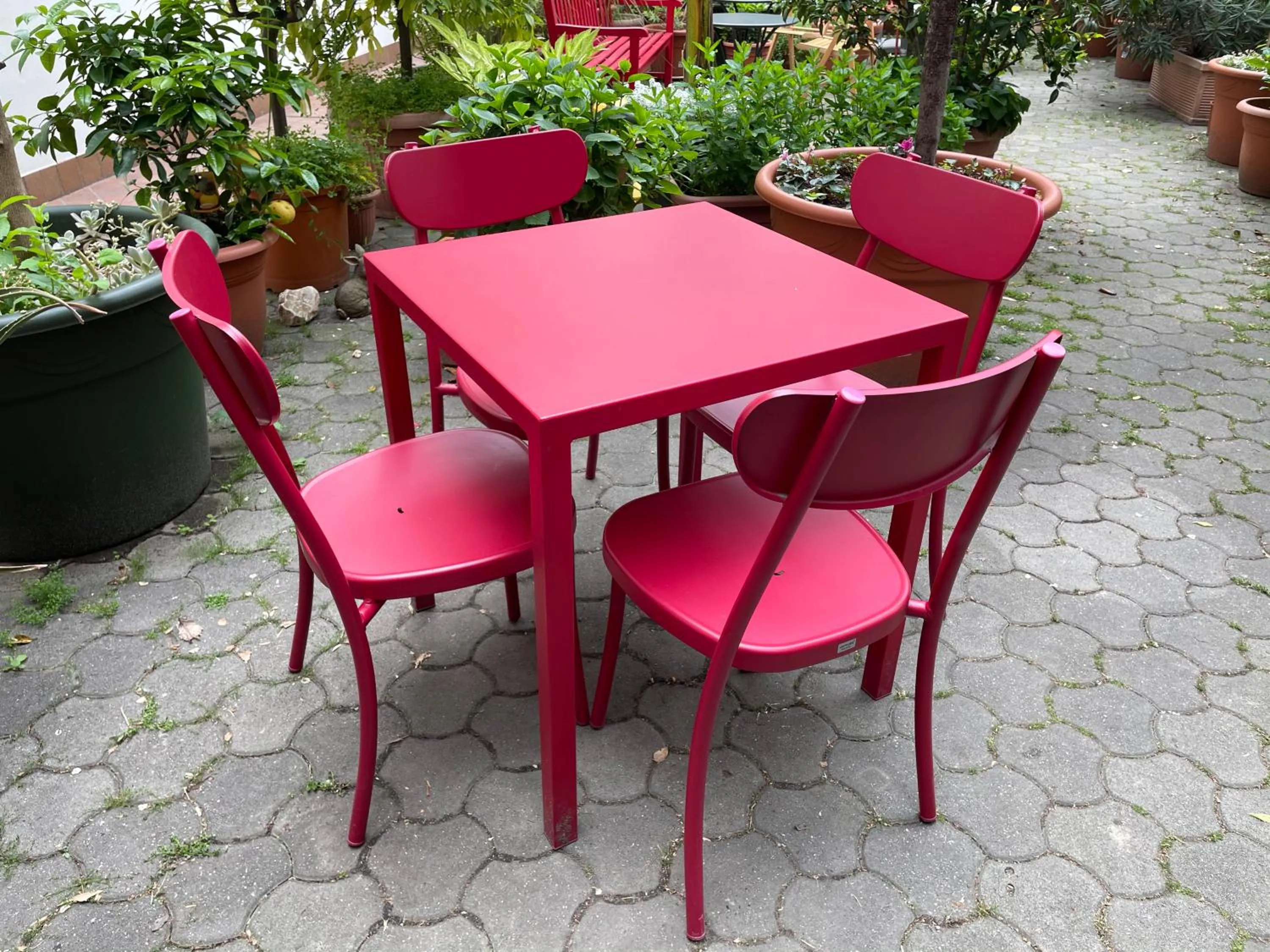 Garden in Il Girasole High Quality Inn