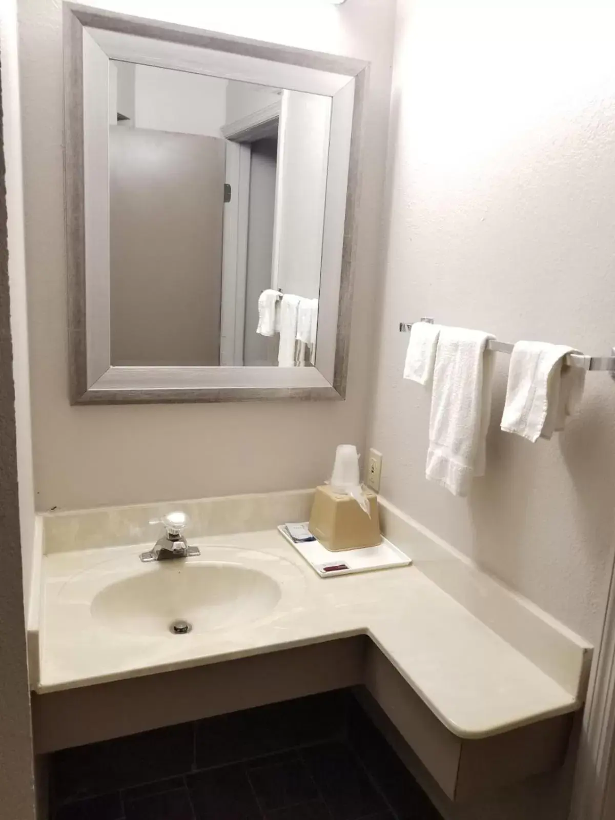 Days Inn by Wyndham Thomson Days Inn by Wyndham Thomson