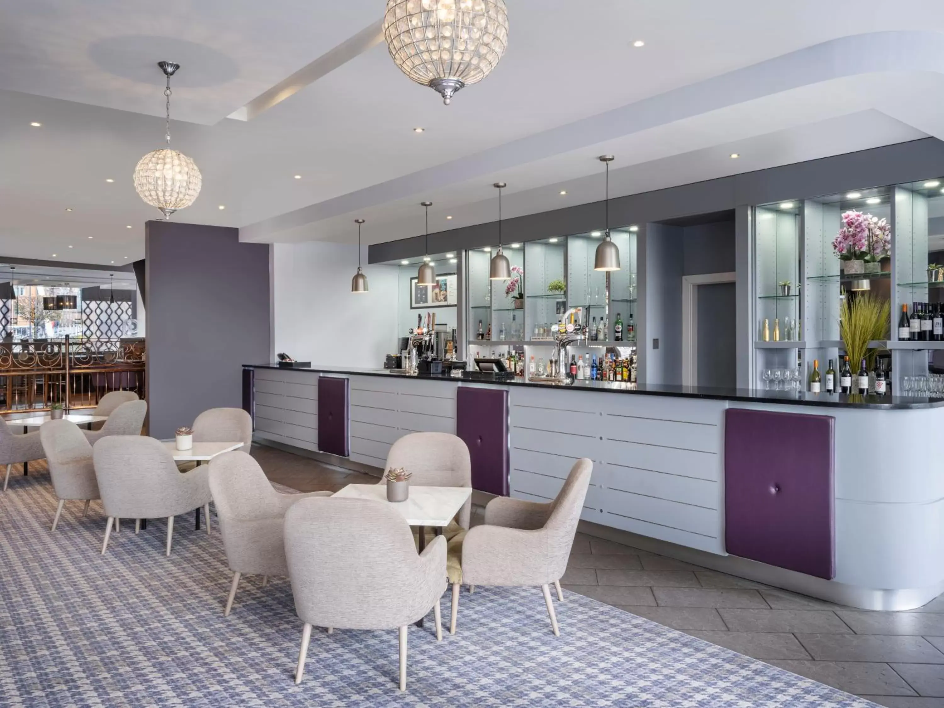 Restaurant/places to eat, Lounge/Bar in Leonardo Hotel Leeds - formerly Jurys Inn Leeds