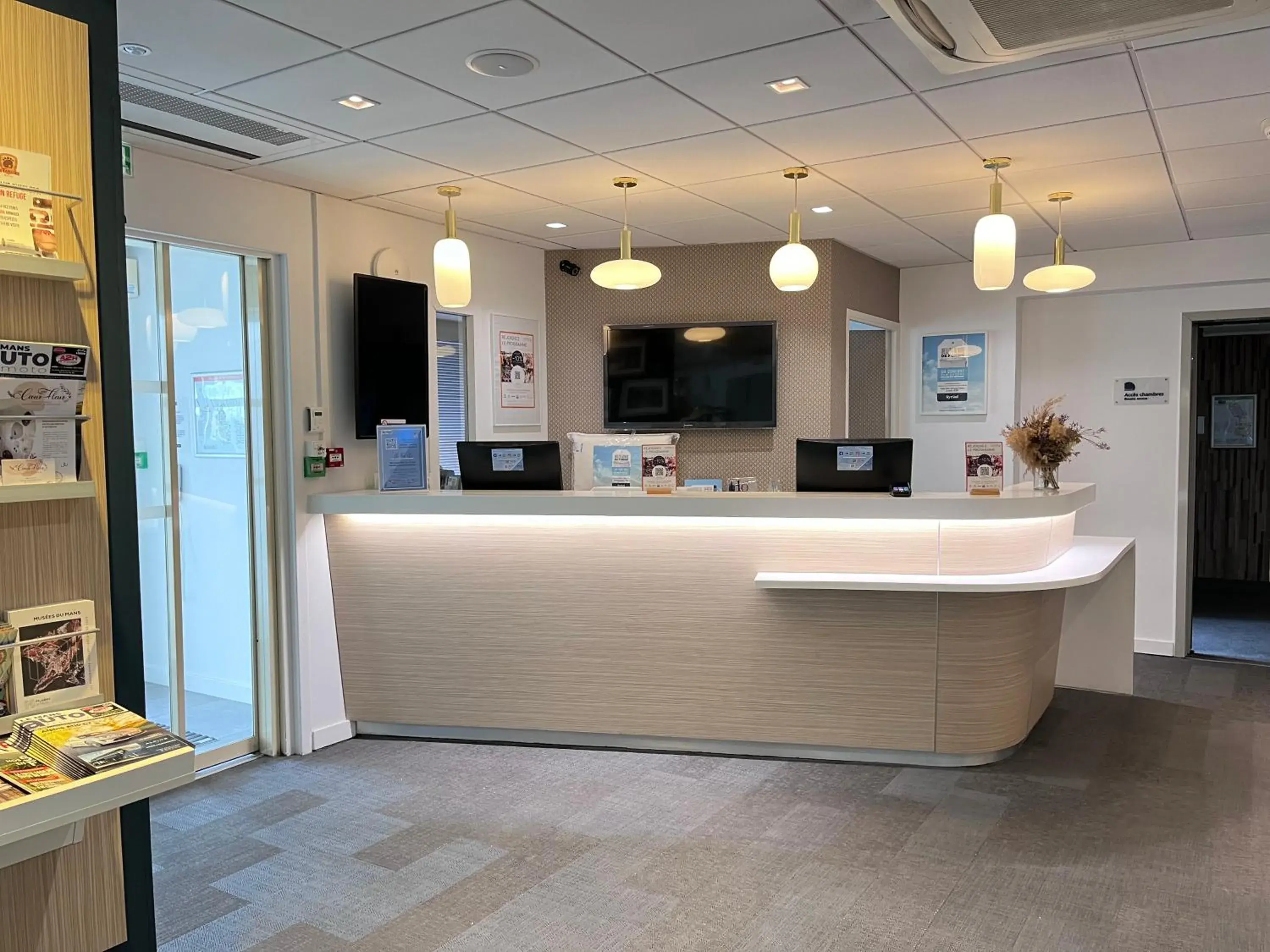 Lobby or reception in Kyriad Le Mans Est Lobby or reception in Kyriad Le Mans Est
