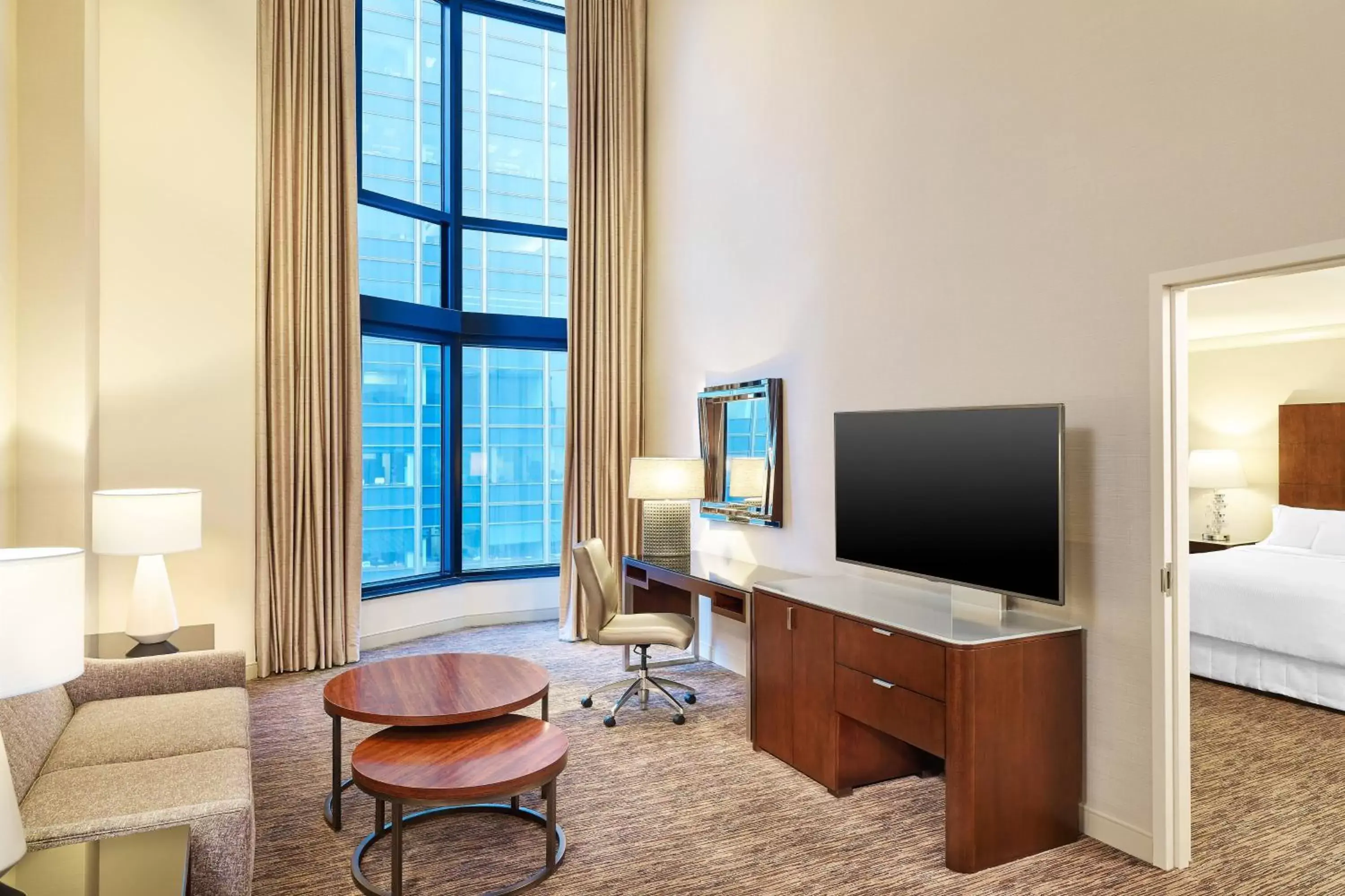 Bedroom, Seating Area in The Westin Chicago River North