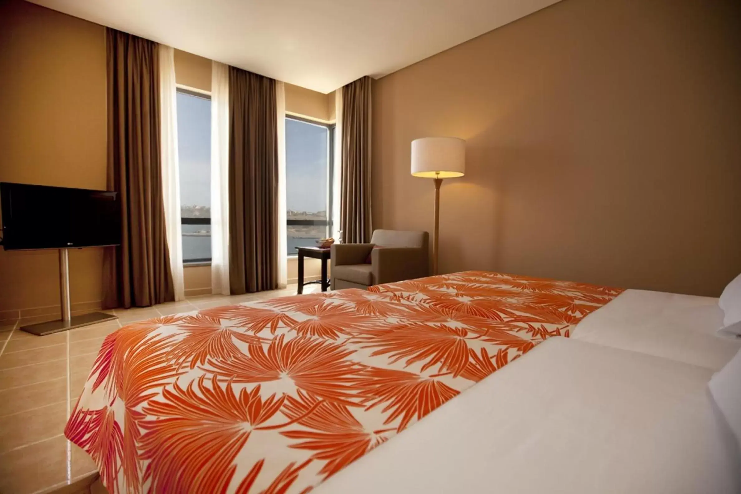 Bed in Pestana Tropico Ocean & City Hotel