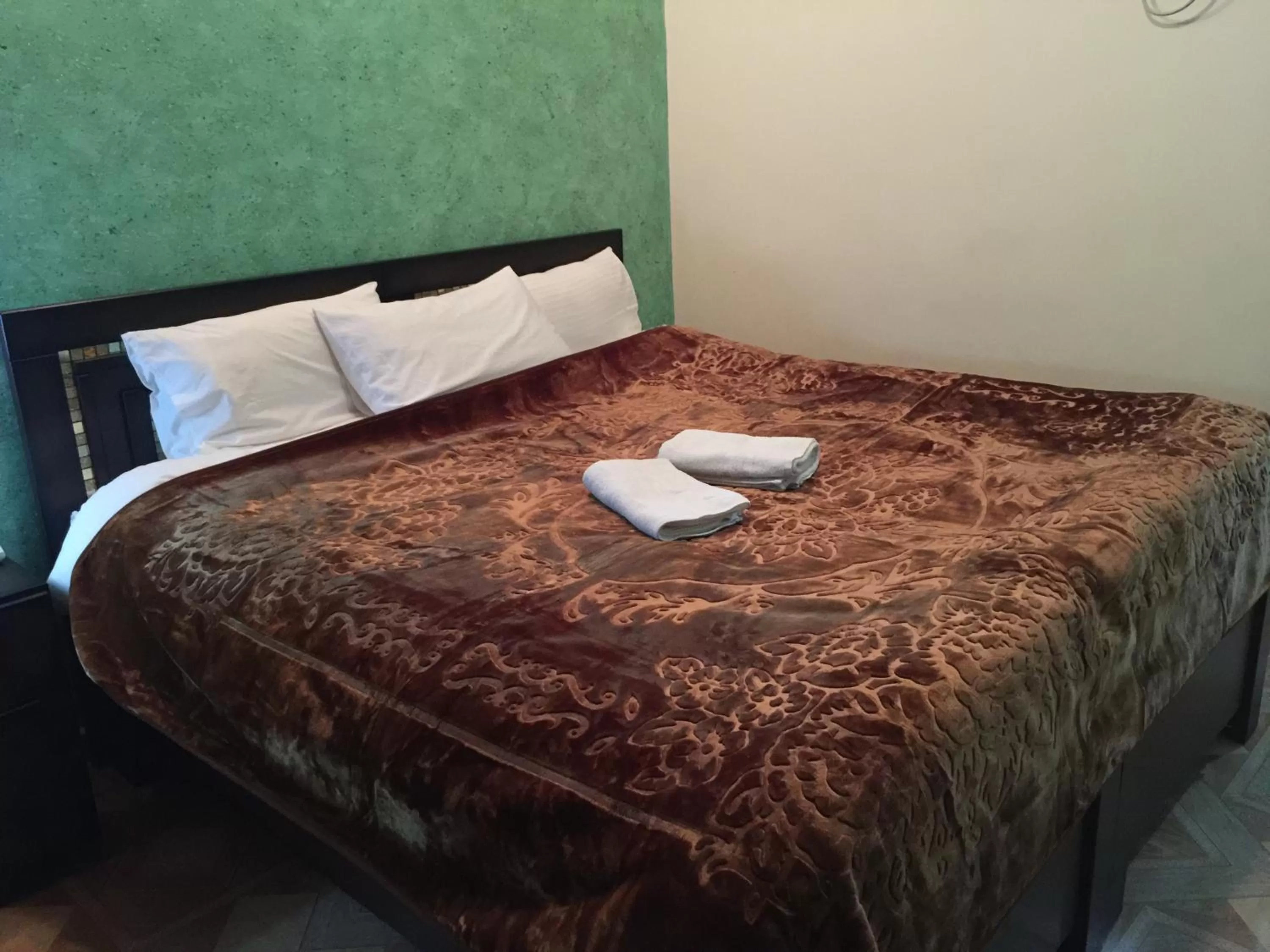 Shower, Bed in Isra Hotel