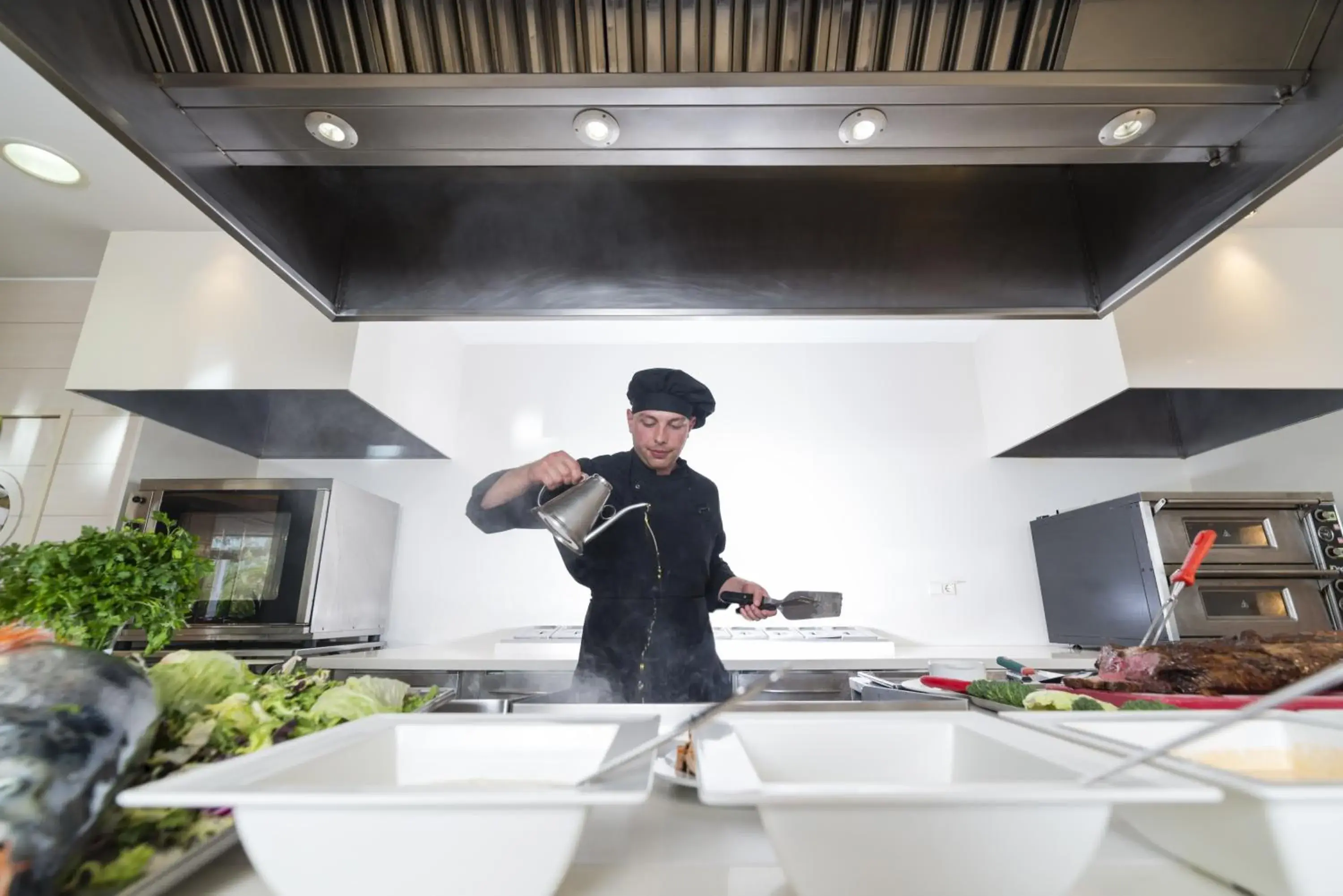 Staff, Kitchen/Kitchenette in Aparthotel Costa Encantada