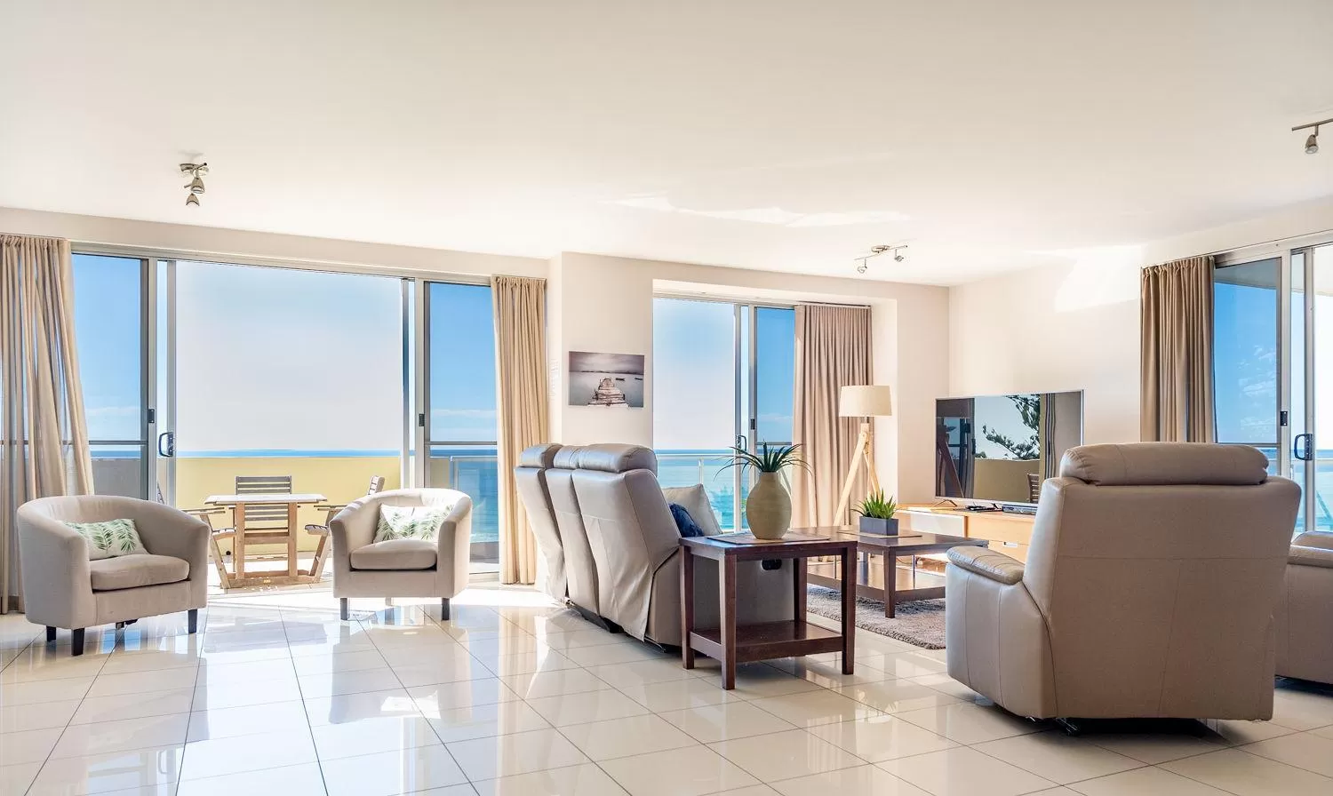 Living room in Grandview Apartments