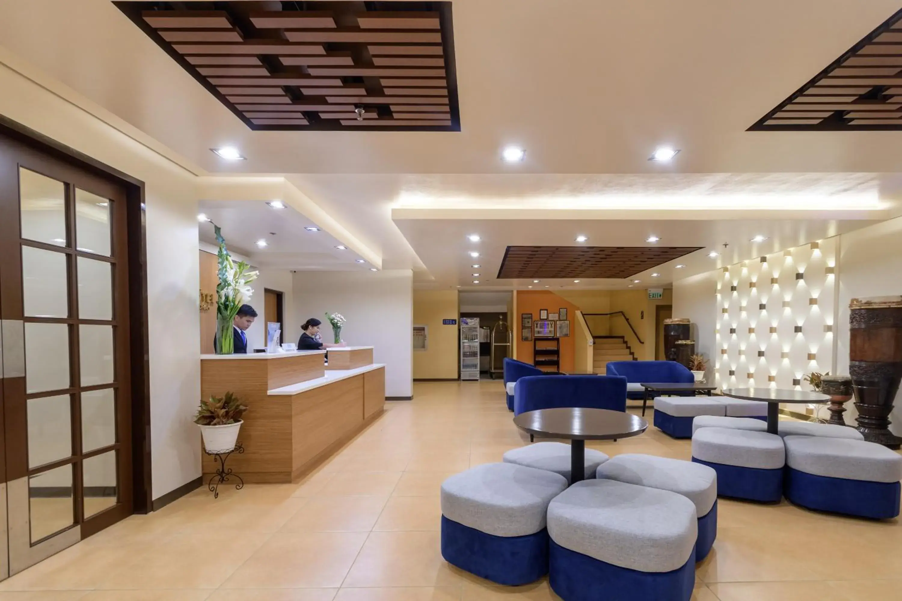 Lobby/Reception in Microtel by Wyndham Davao