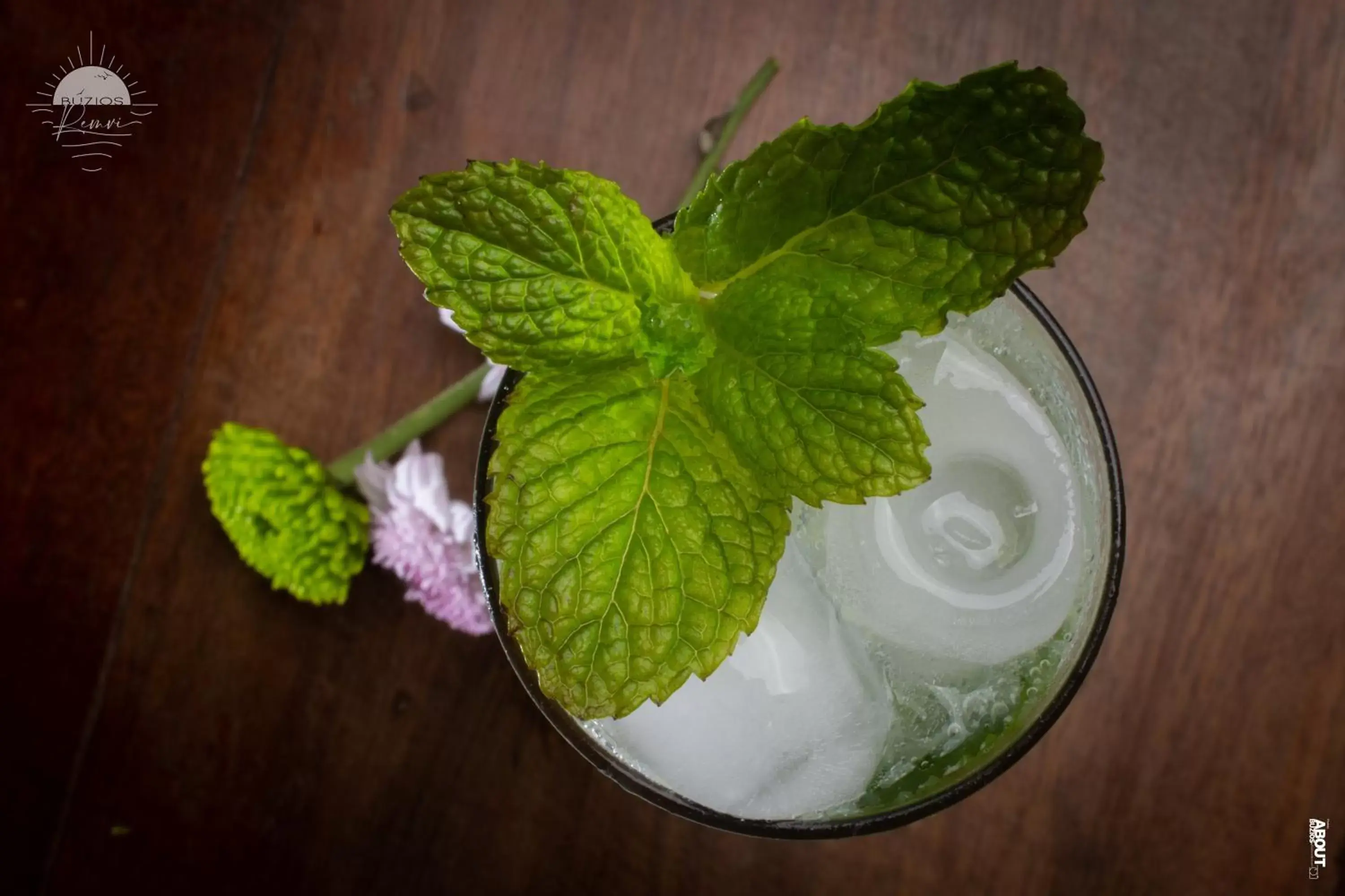 Food and drinks in Pousada Praia João Fernandes Food and drinks in Pousada Praia João Fernandes