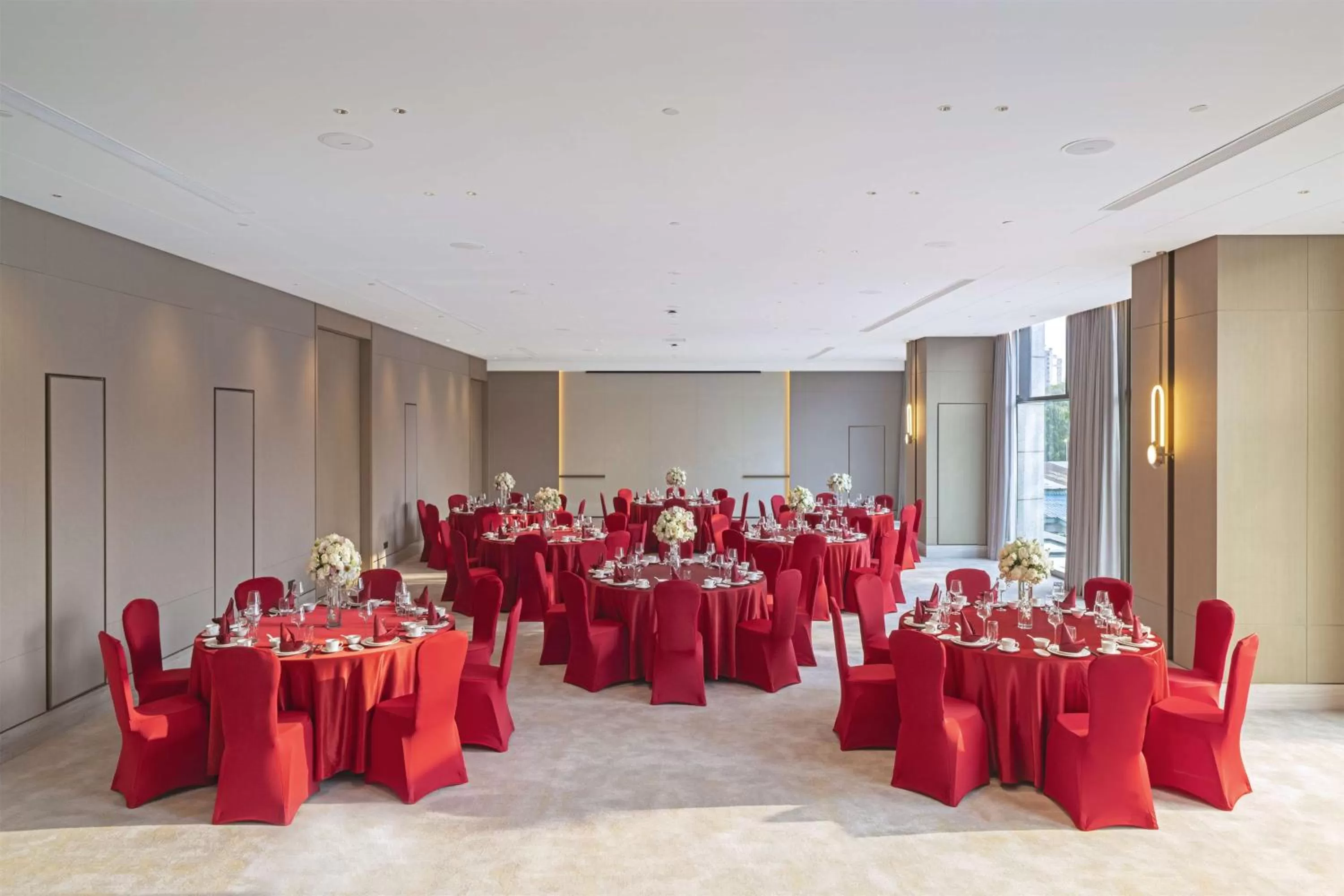 Meeting/conference room in DoubleTree By Hilton Shenzhen Nanshan Hotel & Residences