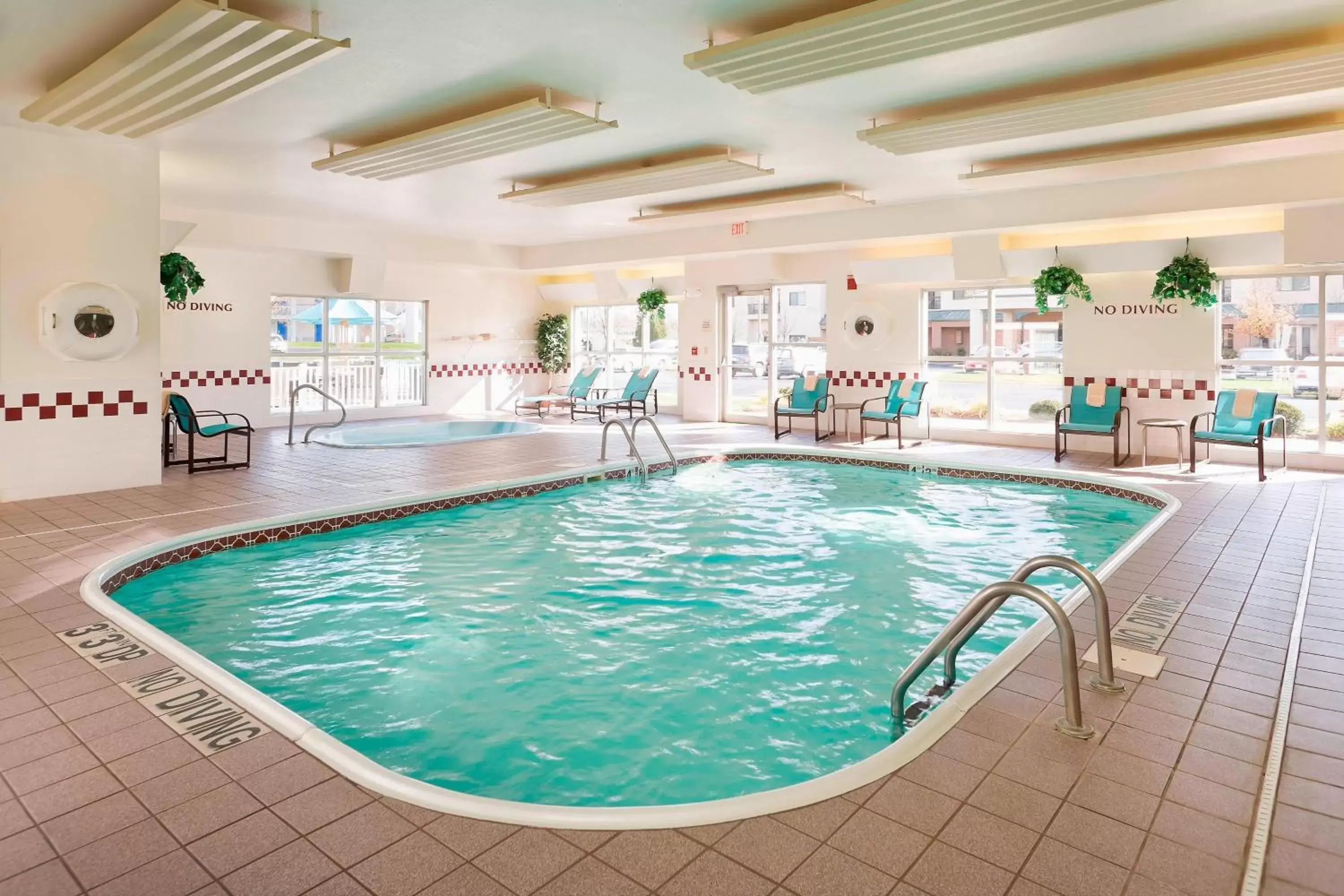 Swimming Pool in Residence Inn by Marriott Peoria