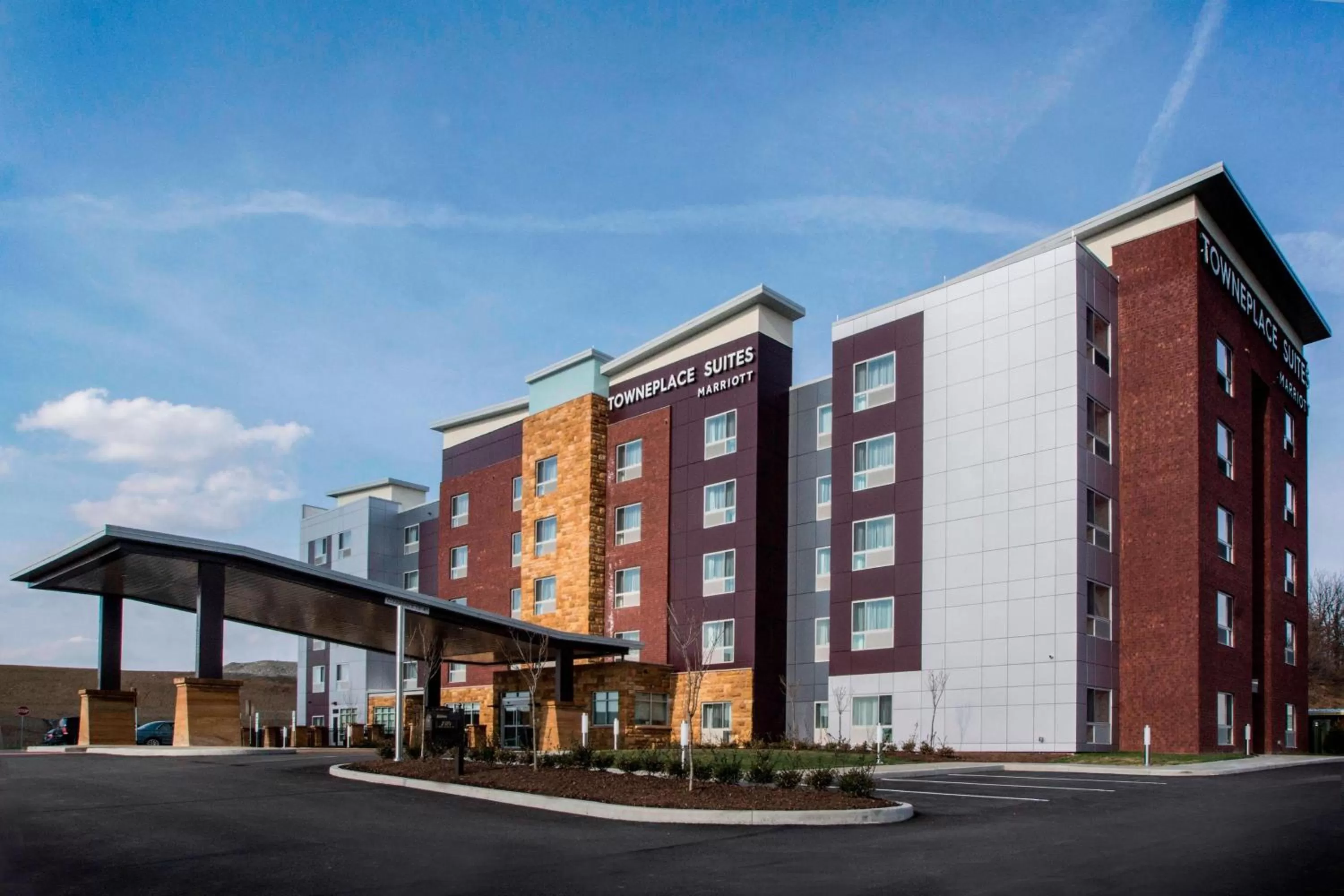 Property building in TownePlace Suites by Marriott Pittsburgh Cranberry Township