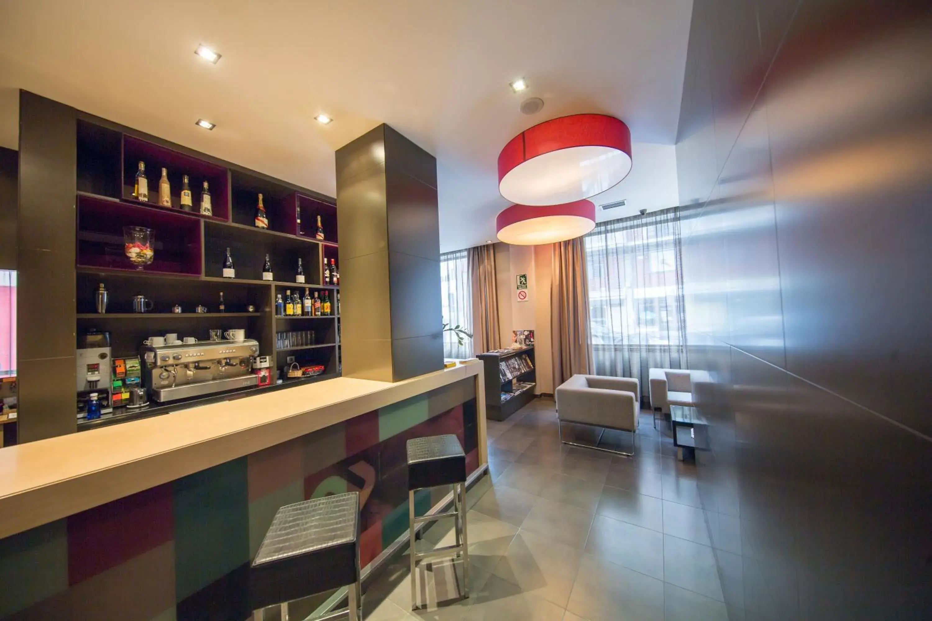 Property building, Lounge/Bar in Hotel Aroi Ponferrada