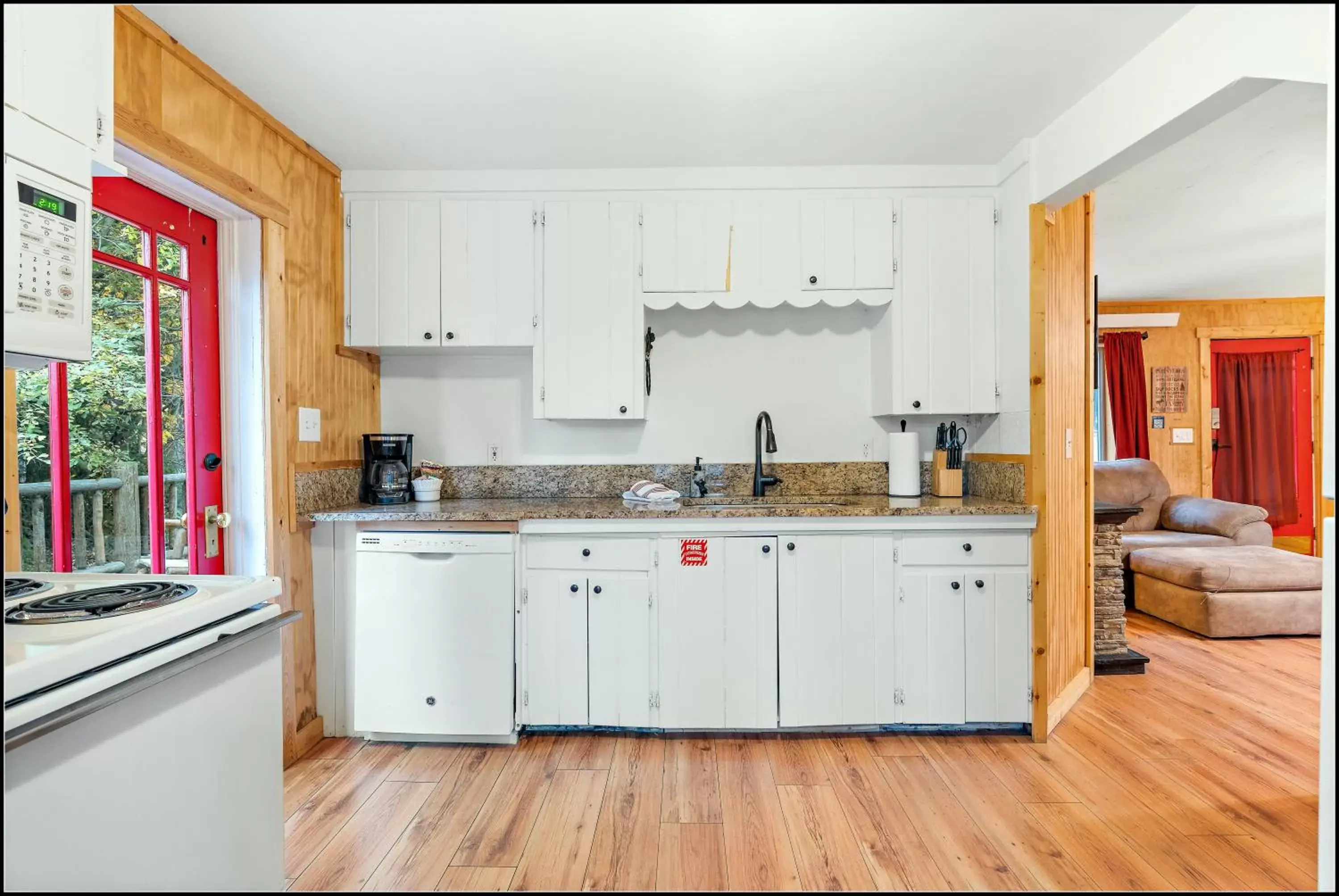 Kitchen or kitchenette, Kitchen/Kitchenette in Brundage Bungalows