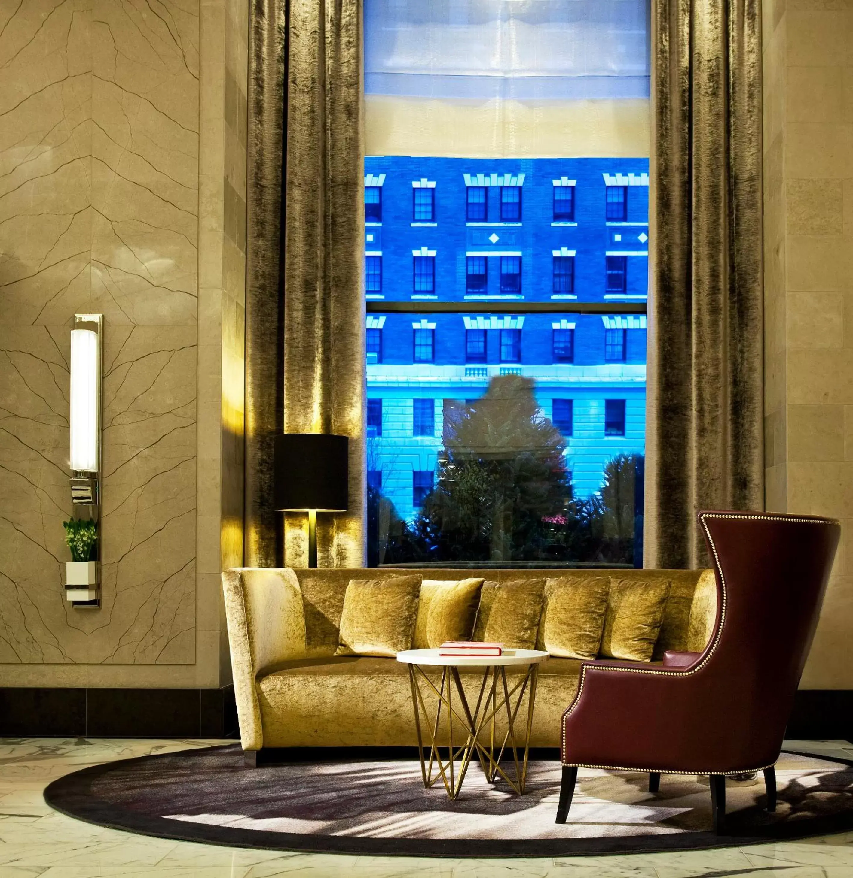 Lobby or reception, Seating Area in Loews Regency New York Hotel