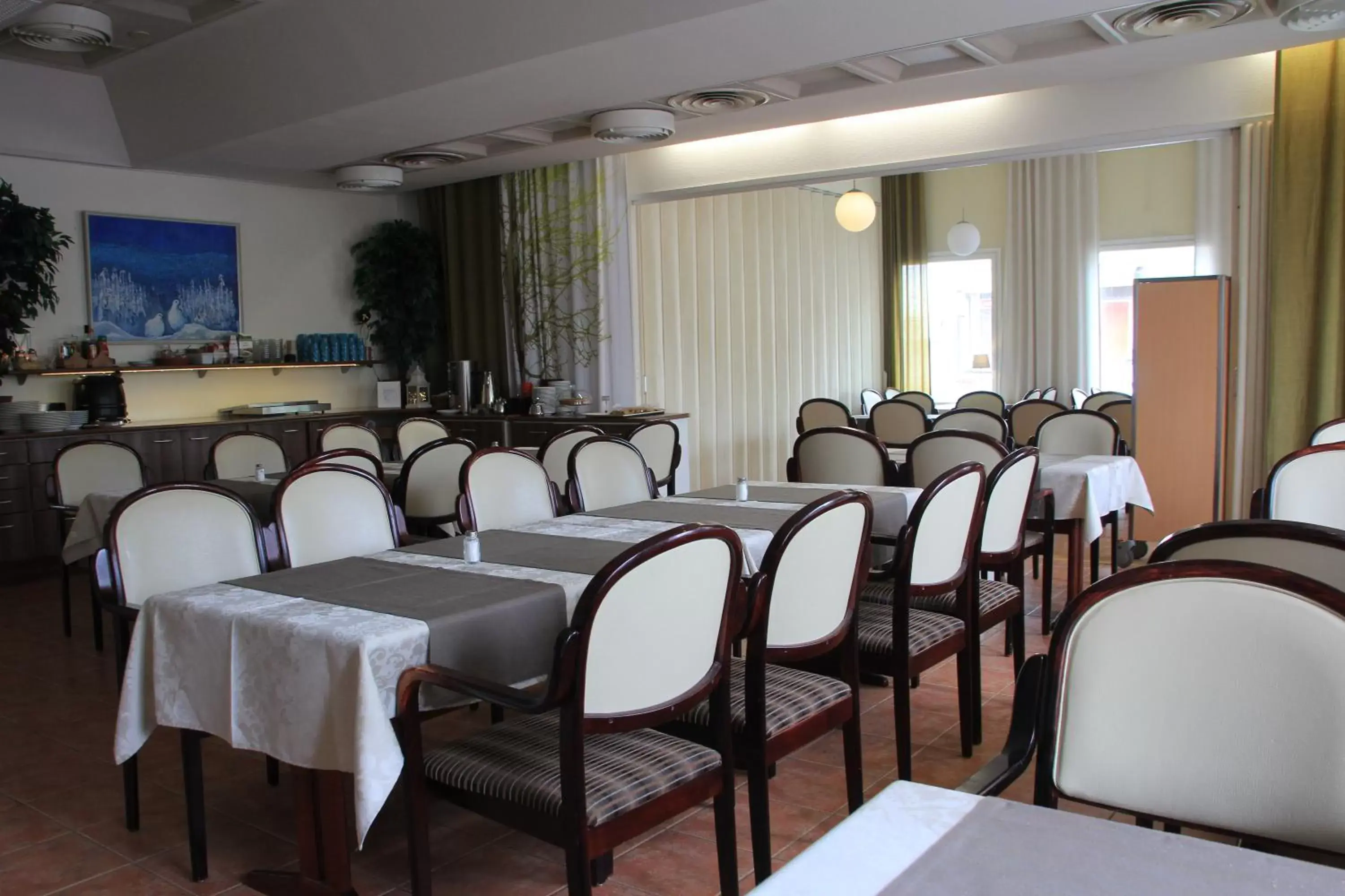 Other, Restaurant/Places to Eat in Hotel Aakenus