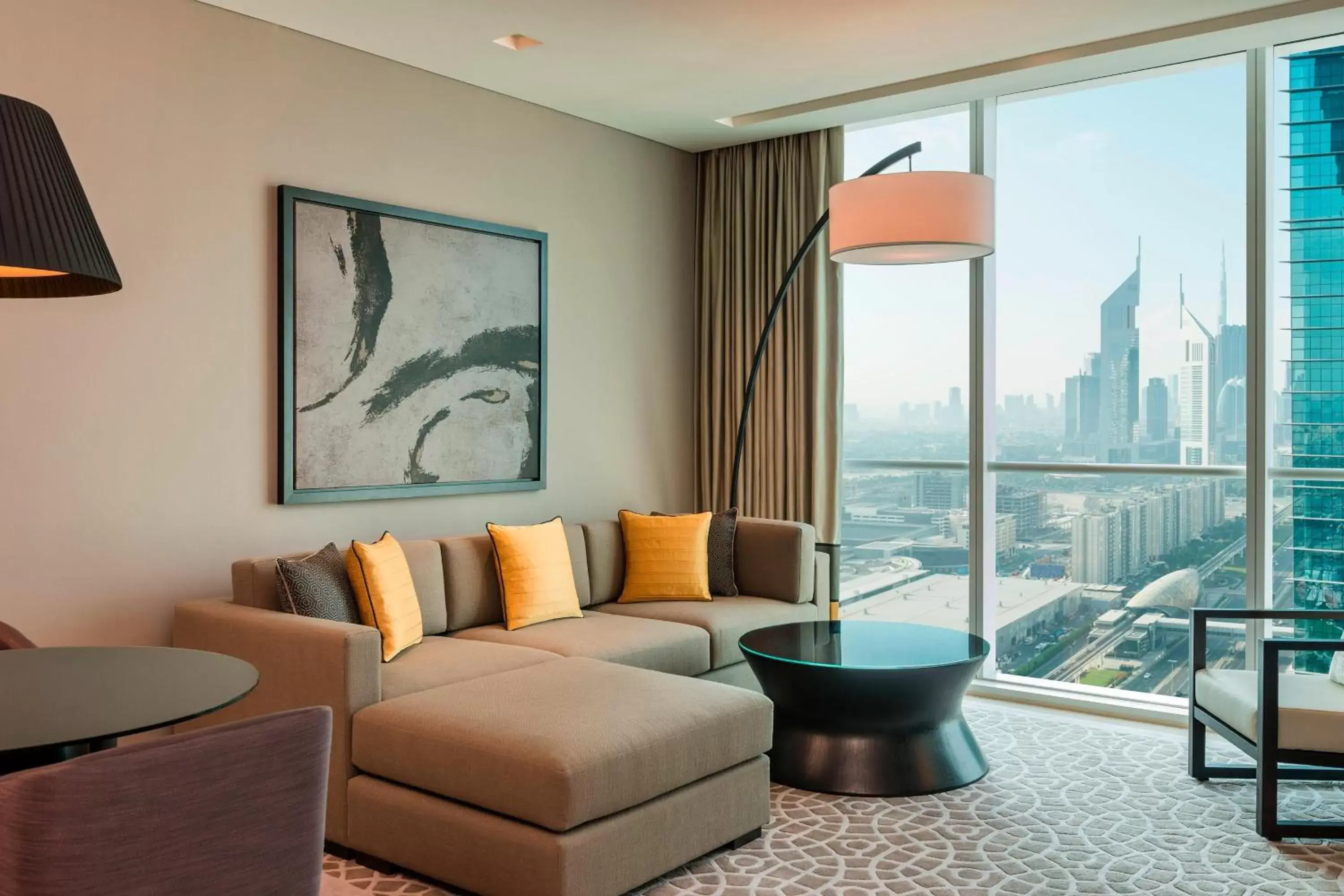 Bedroom, Seating Area in Sheraton Grand Hotel, Dubai