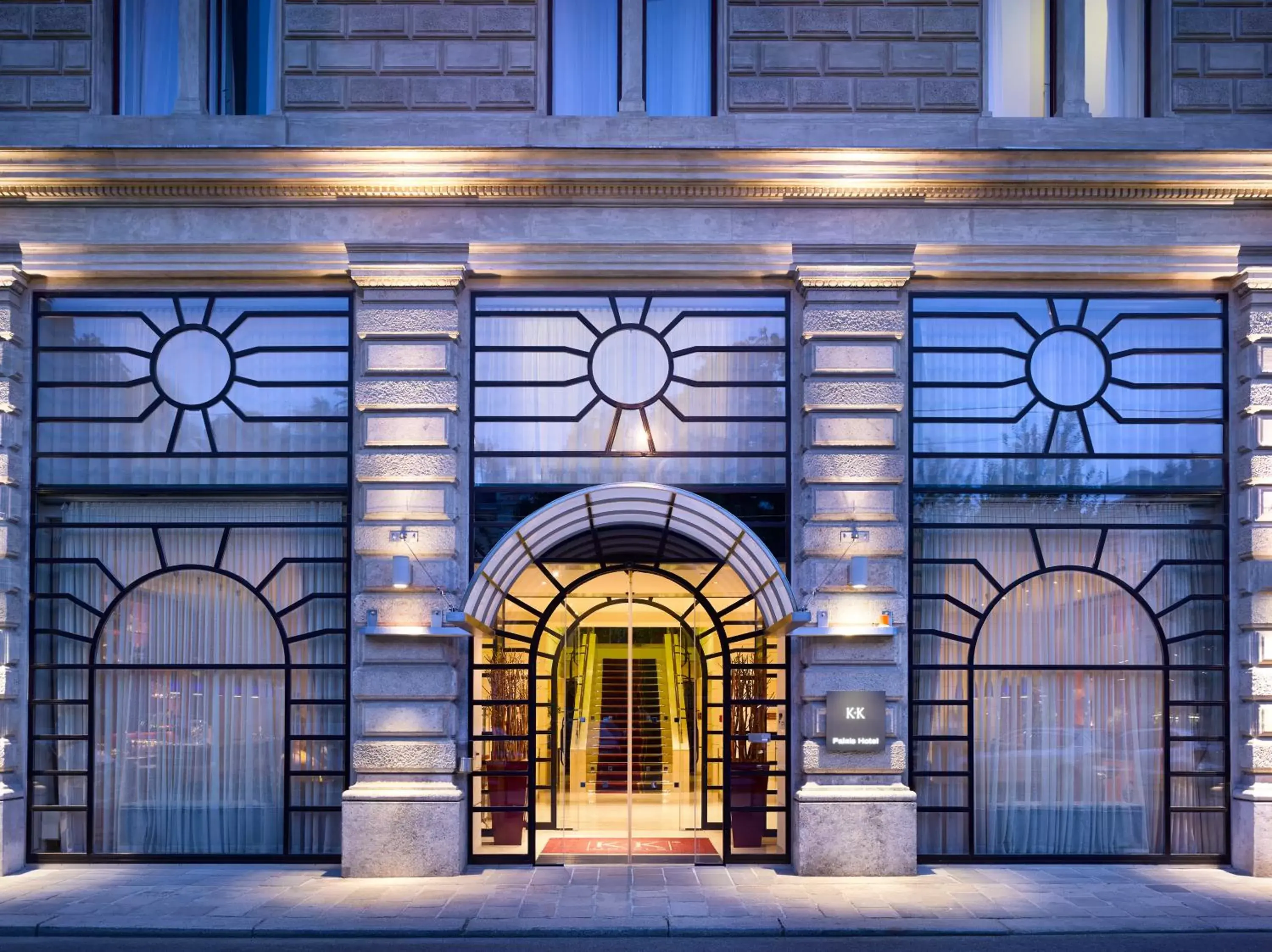 Facade/entrance in K+K Palais Hotel