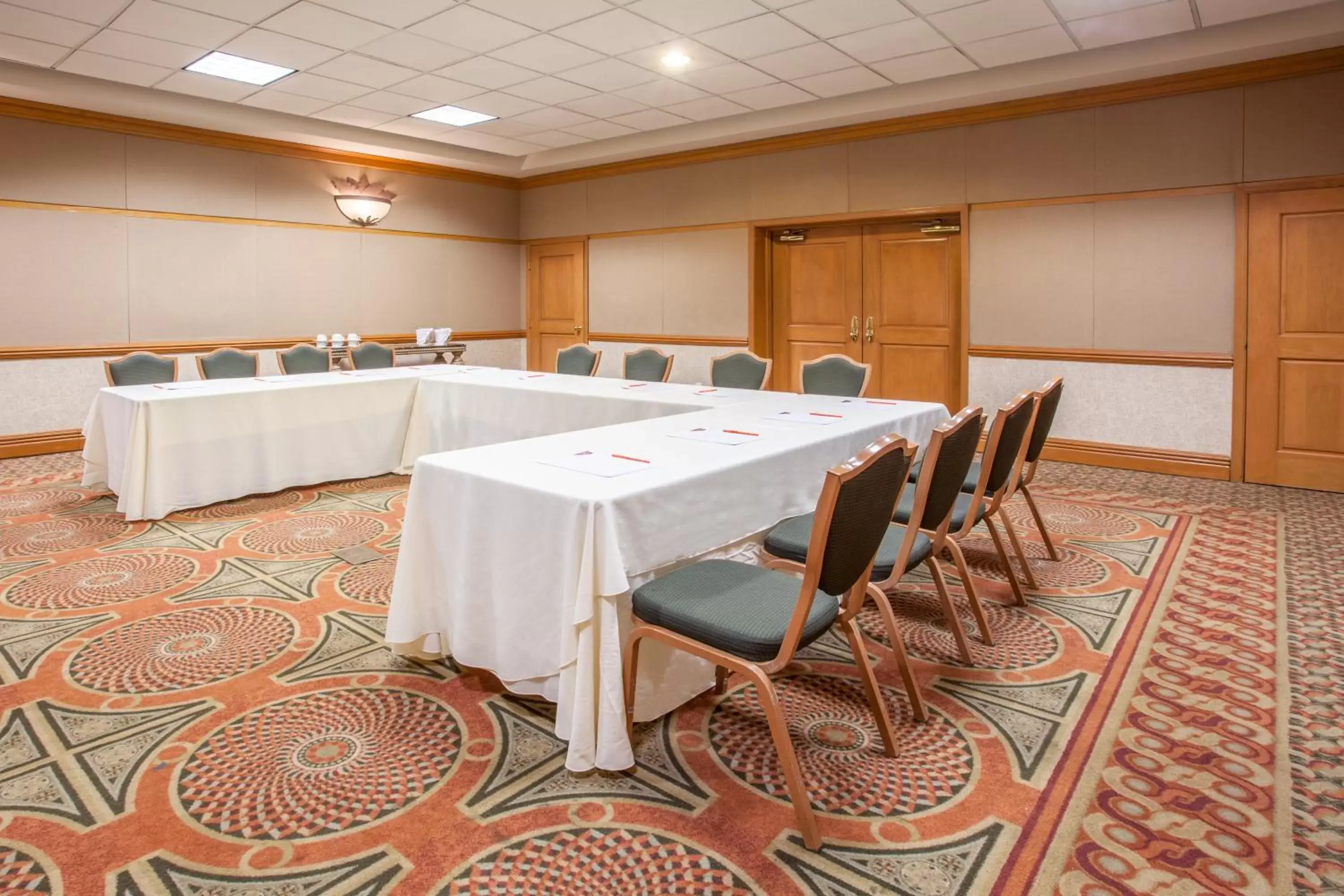 Meeting/conference room in Crowne Plaza Torreon, an IHG Hotel