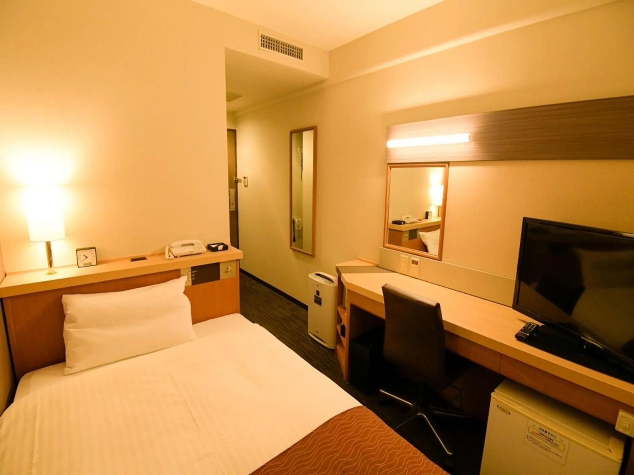 Bed in Via Inn Shin Osaka West