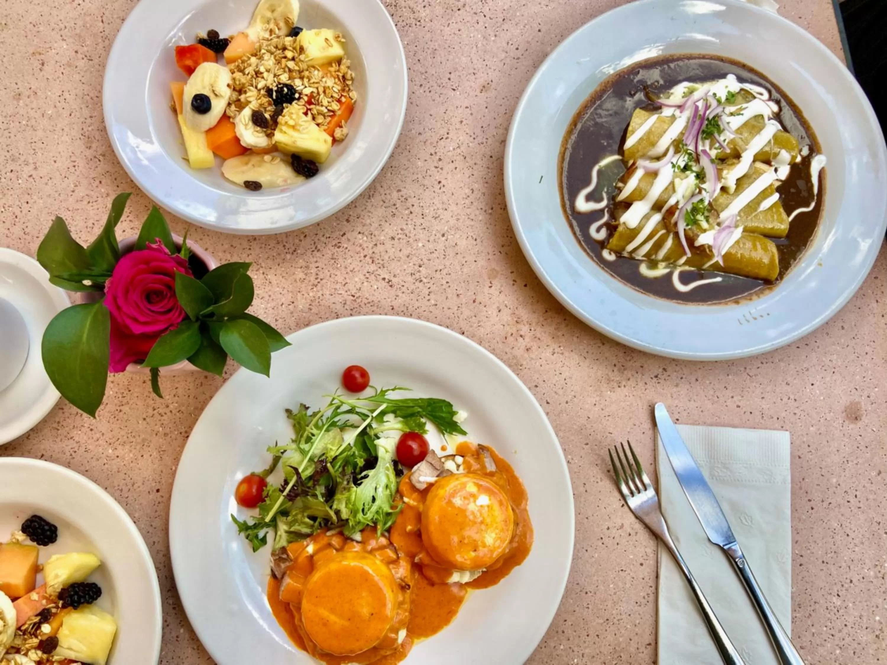 Breakfast in Rosas & Xocolate Boutique Hotel and Spa Merida, a Member of Design Hotels