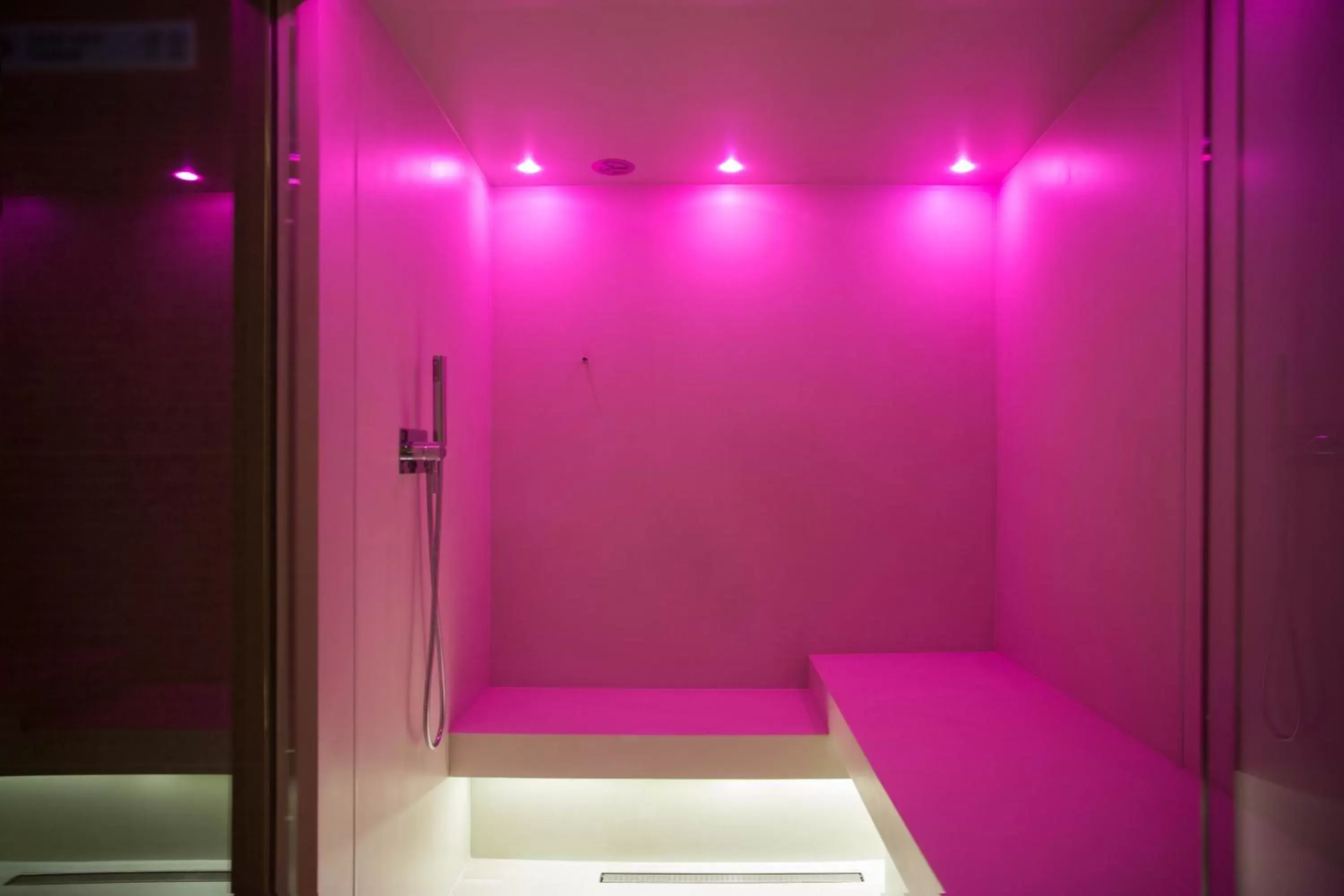 Spa and wellness centre/facilities in Grande Albergo Roma Spa and wellness centre/facilities in Grande Albergo Roma