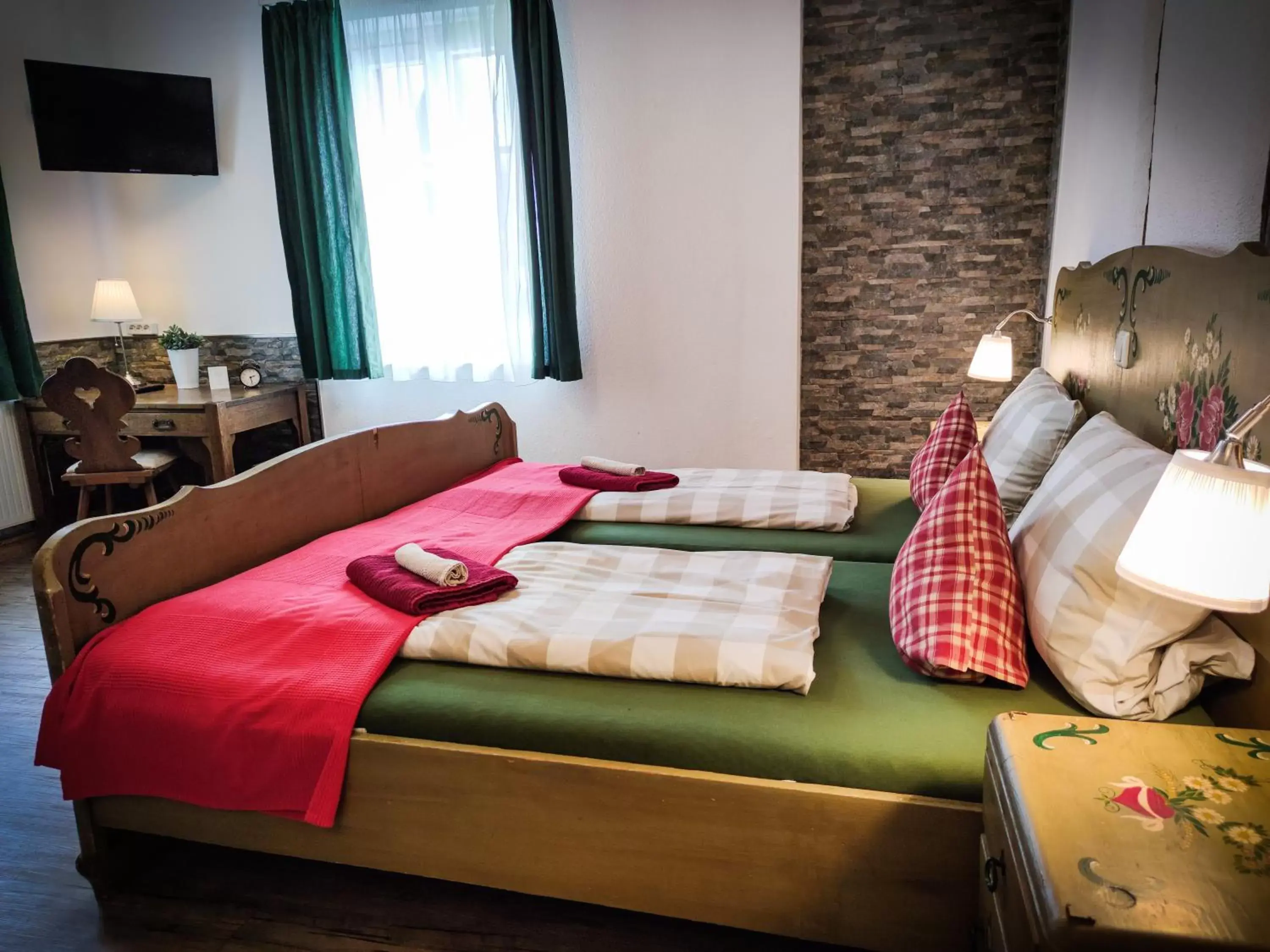 Bed in Hotel Landgasthof Sonne