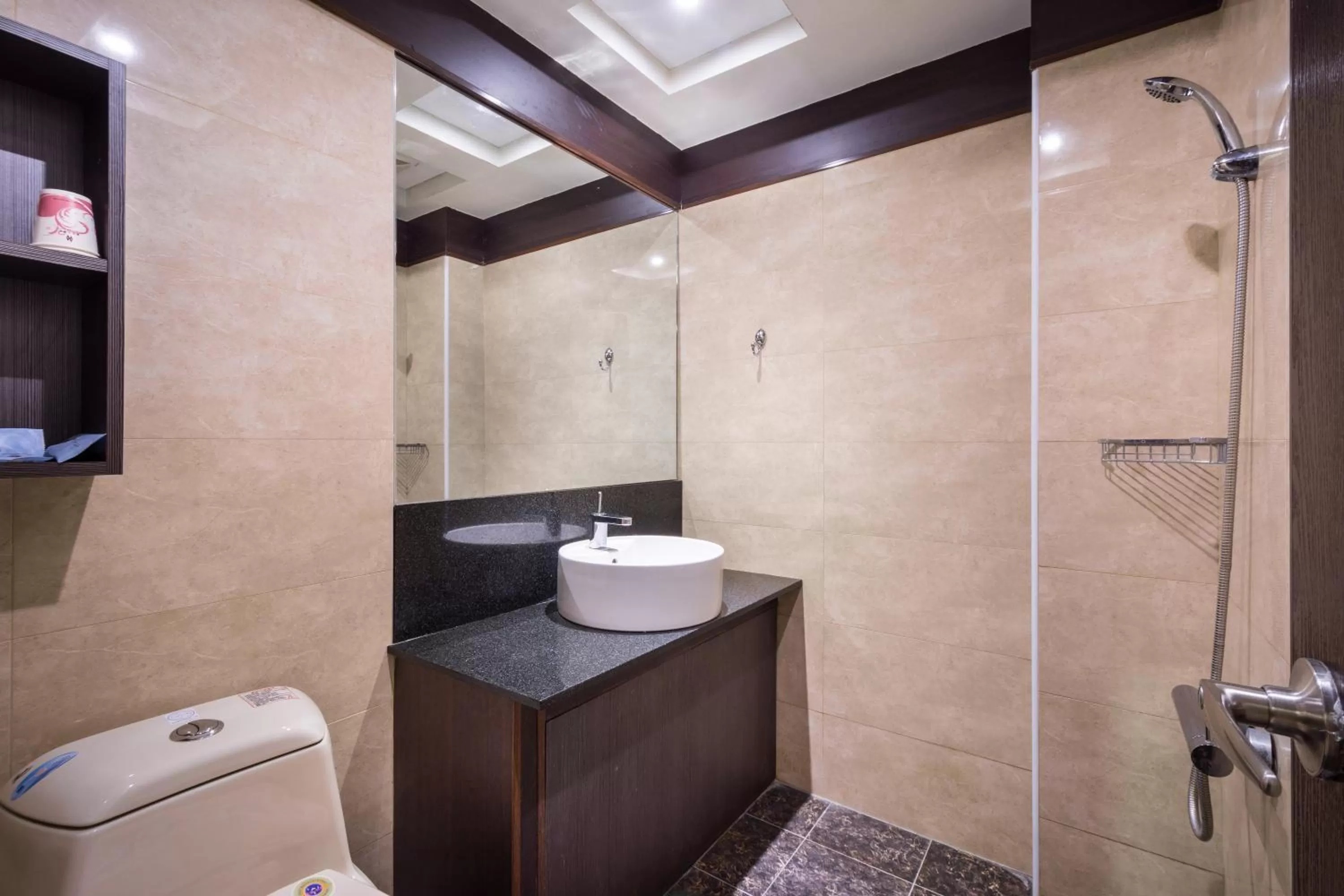 Standard Twin Room in Twinstar Hotel