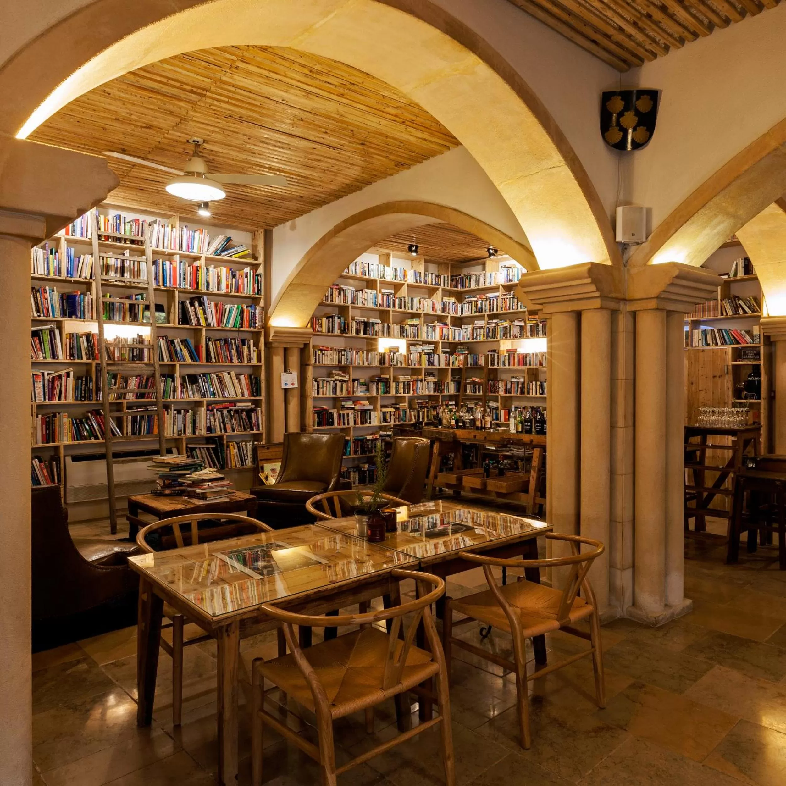 Restaurant/places to eat in The Literary Man Obidos Hotel