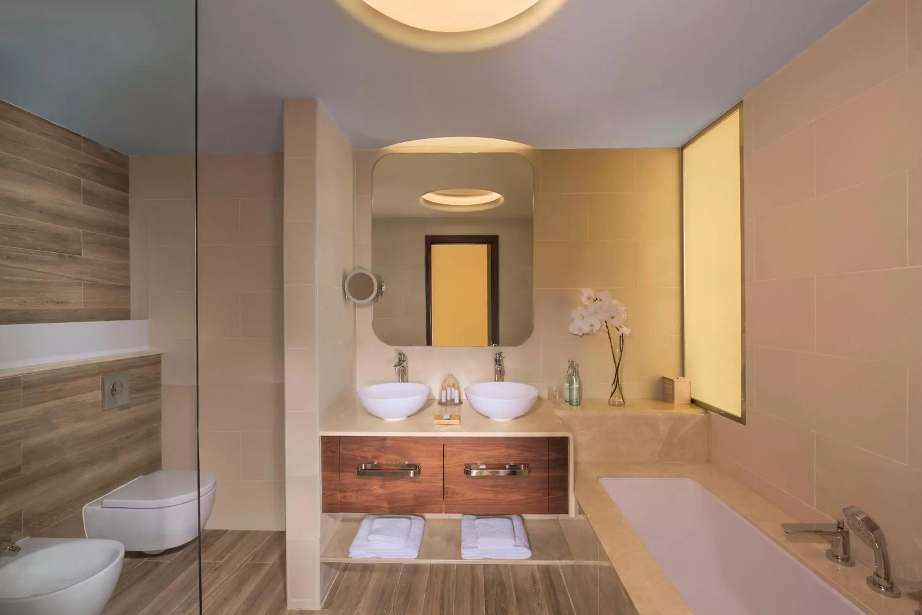 Toilet, Bathroom in The Retreat Palm Dubai MGallery by Sofitel
