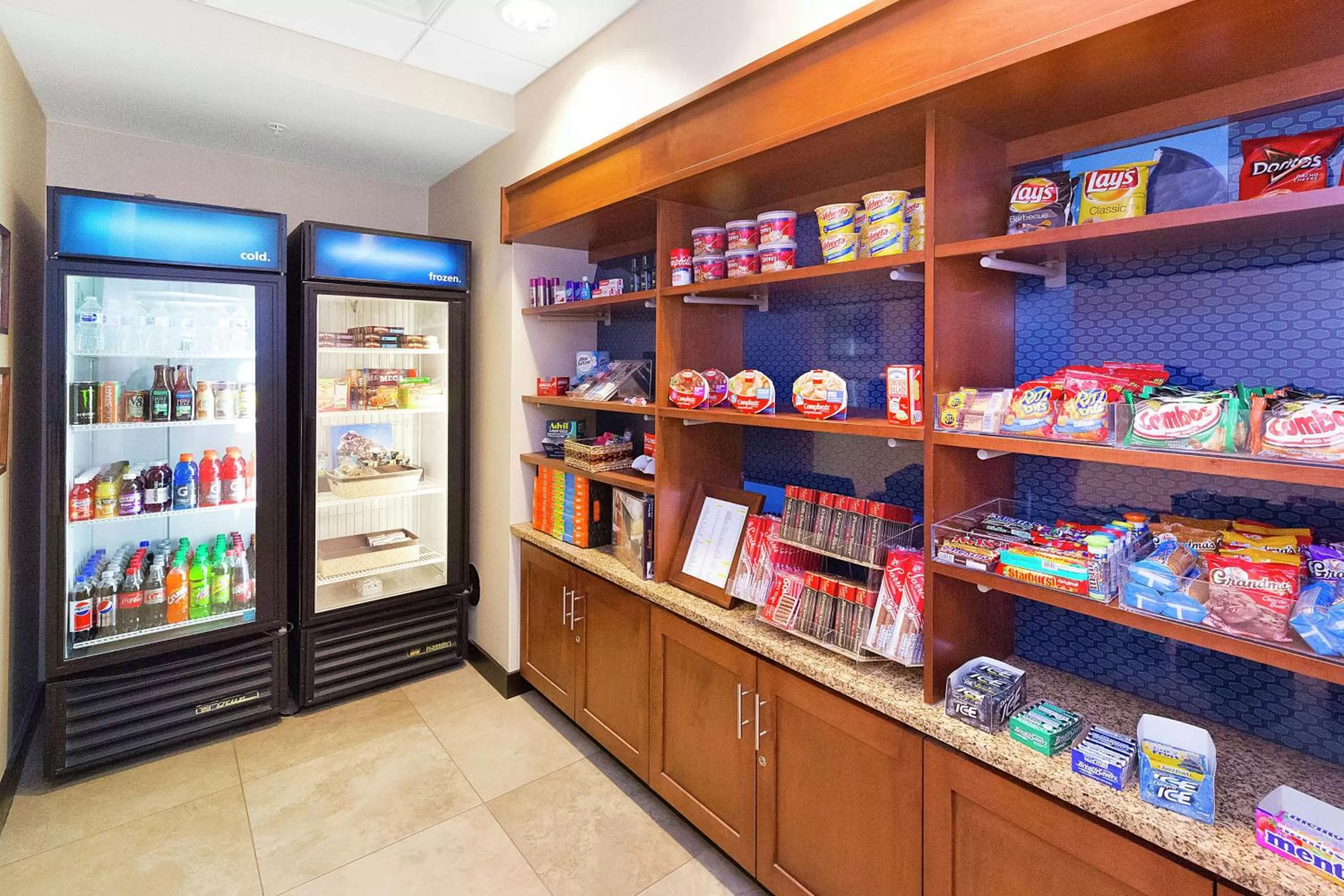 Restaurant/places to eat in Hampton Inn Waynesburg