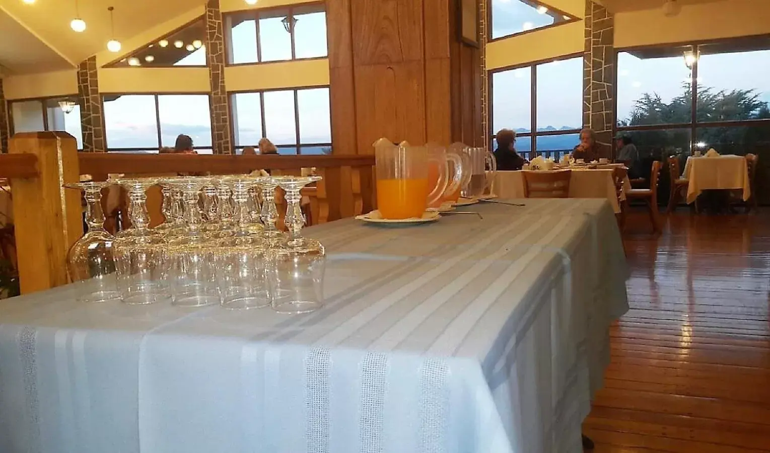 Breakfast, Restaurant/Places to Eat in Hotel Ushuaia