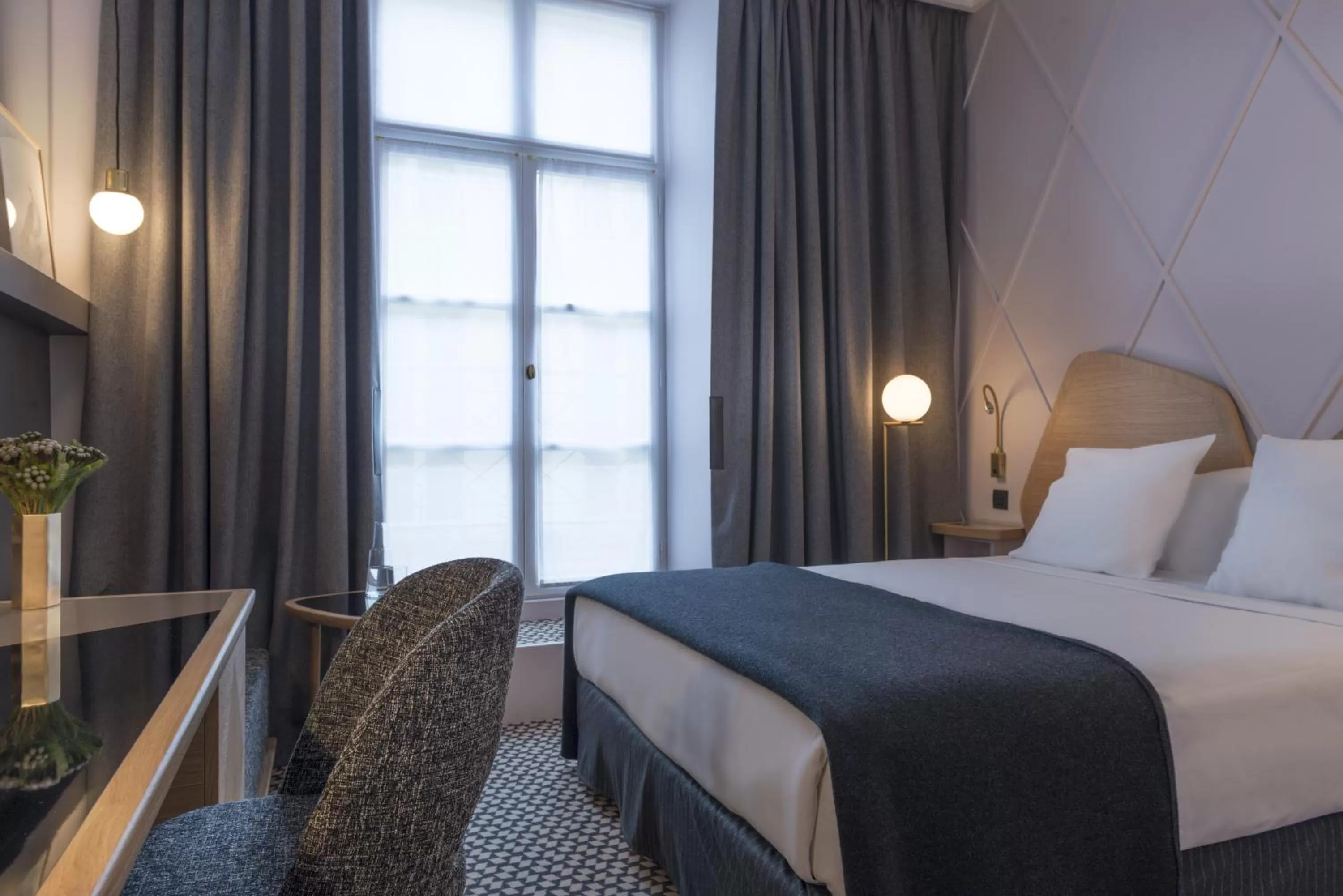 Bed in Millésime Hôtel