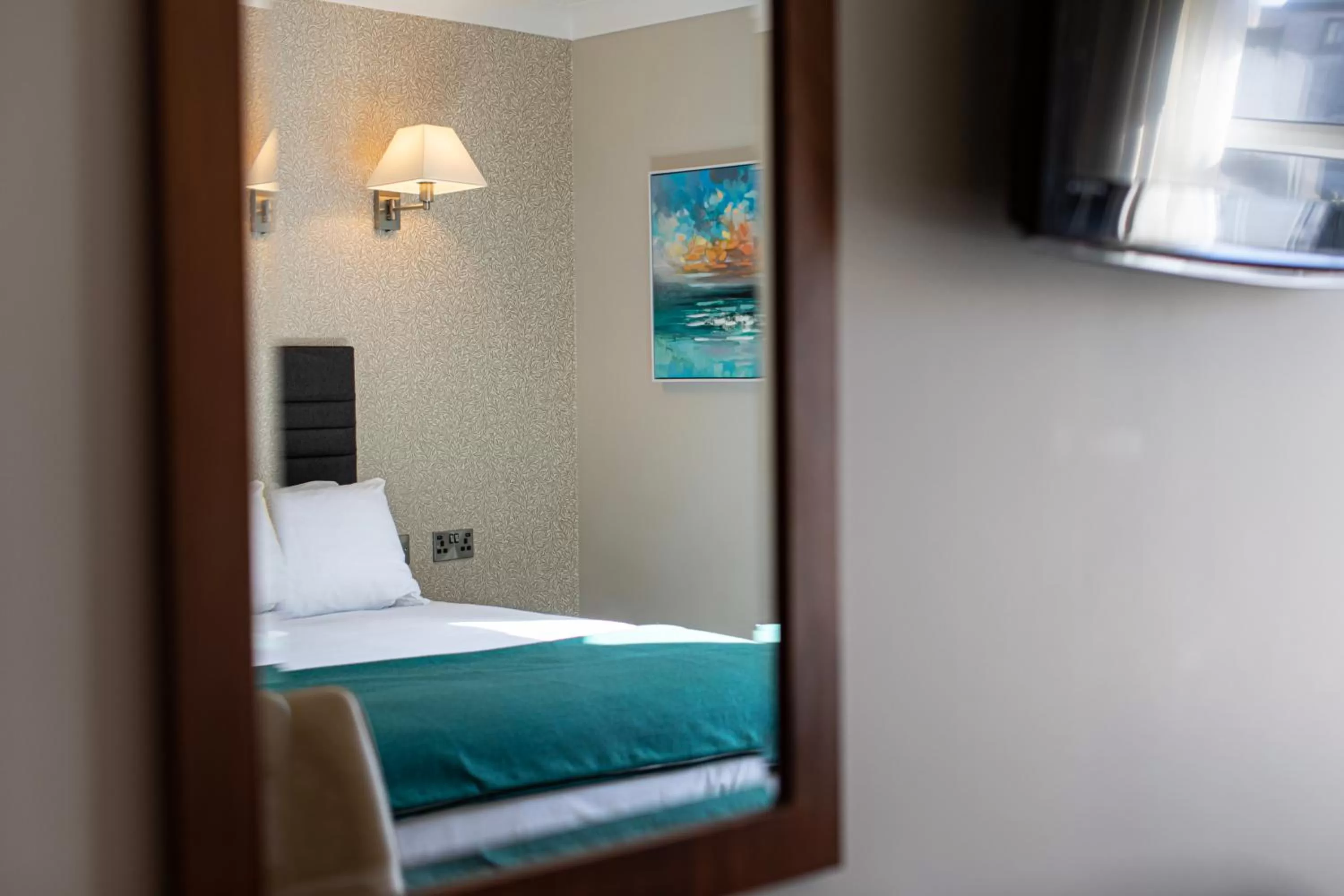 Bedroom, Bed in Ballina Manor Hotel