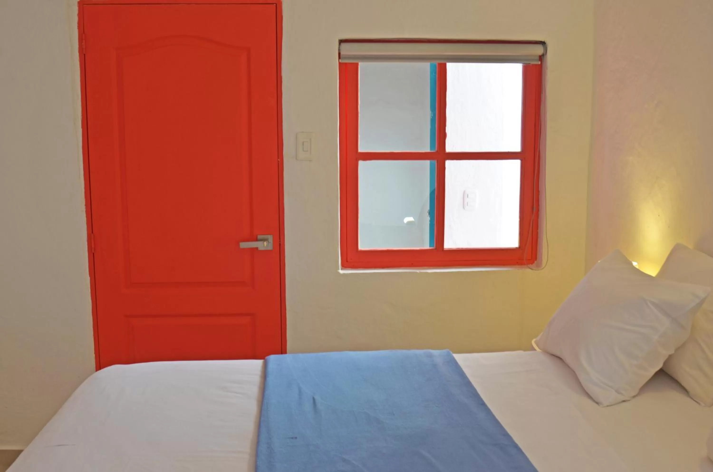 Bed in Faro de Alejandría Hostel