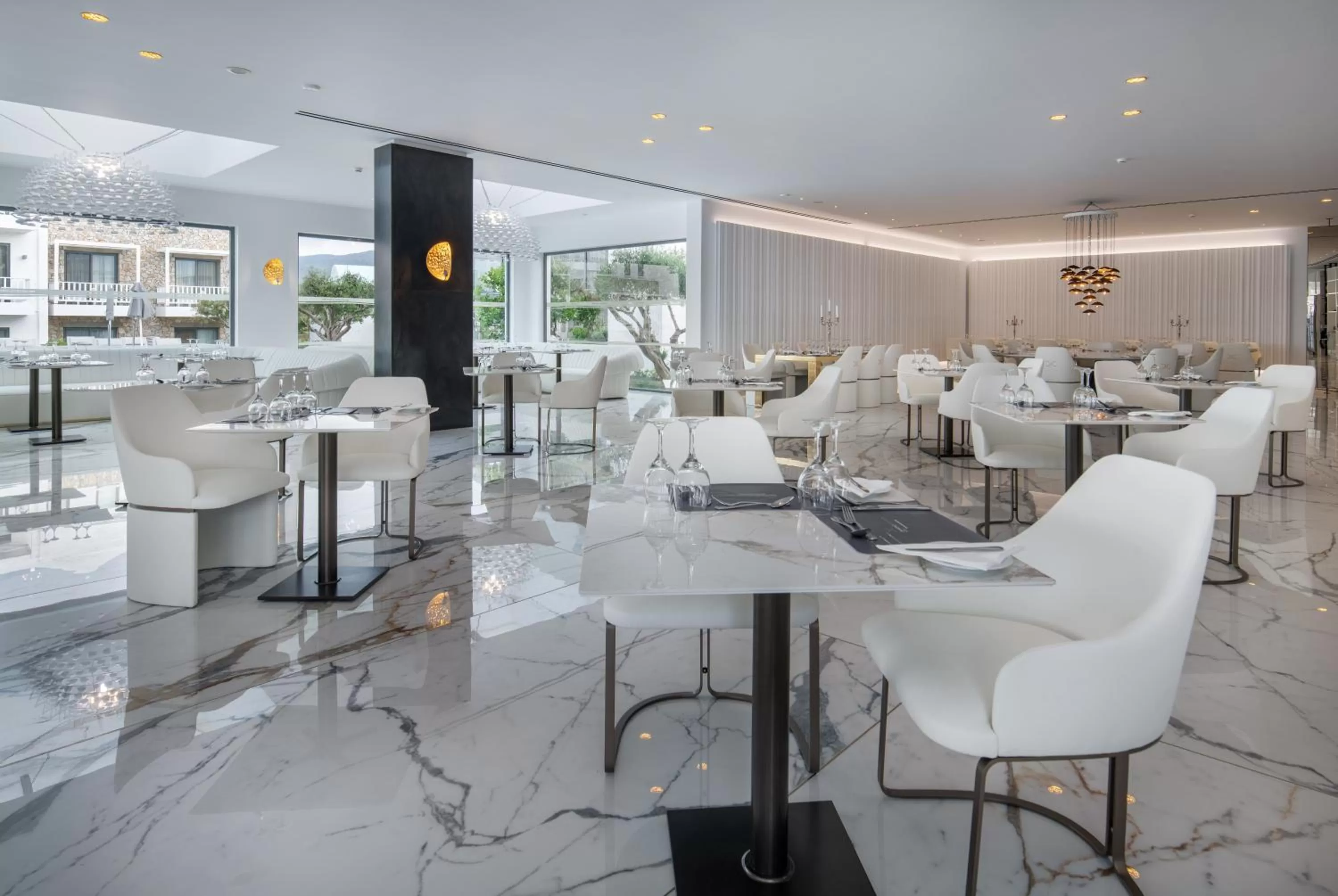 Restaurant/places to eat in Diamond Deluxe Hotel - Adults Only