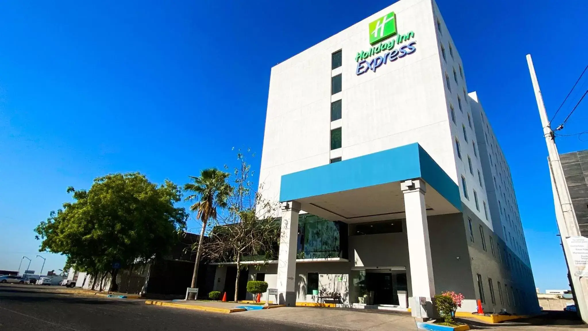 Property Building in Holiday Inn Express Culiacan, an IHG Hotel