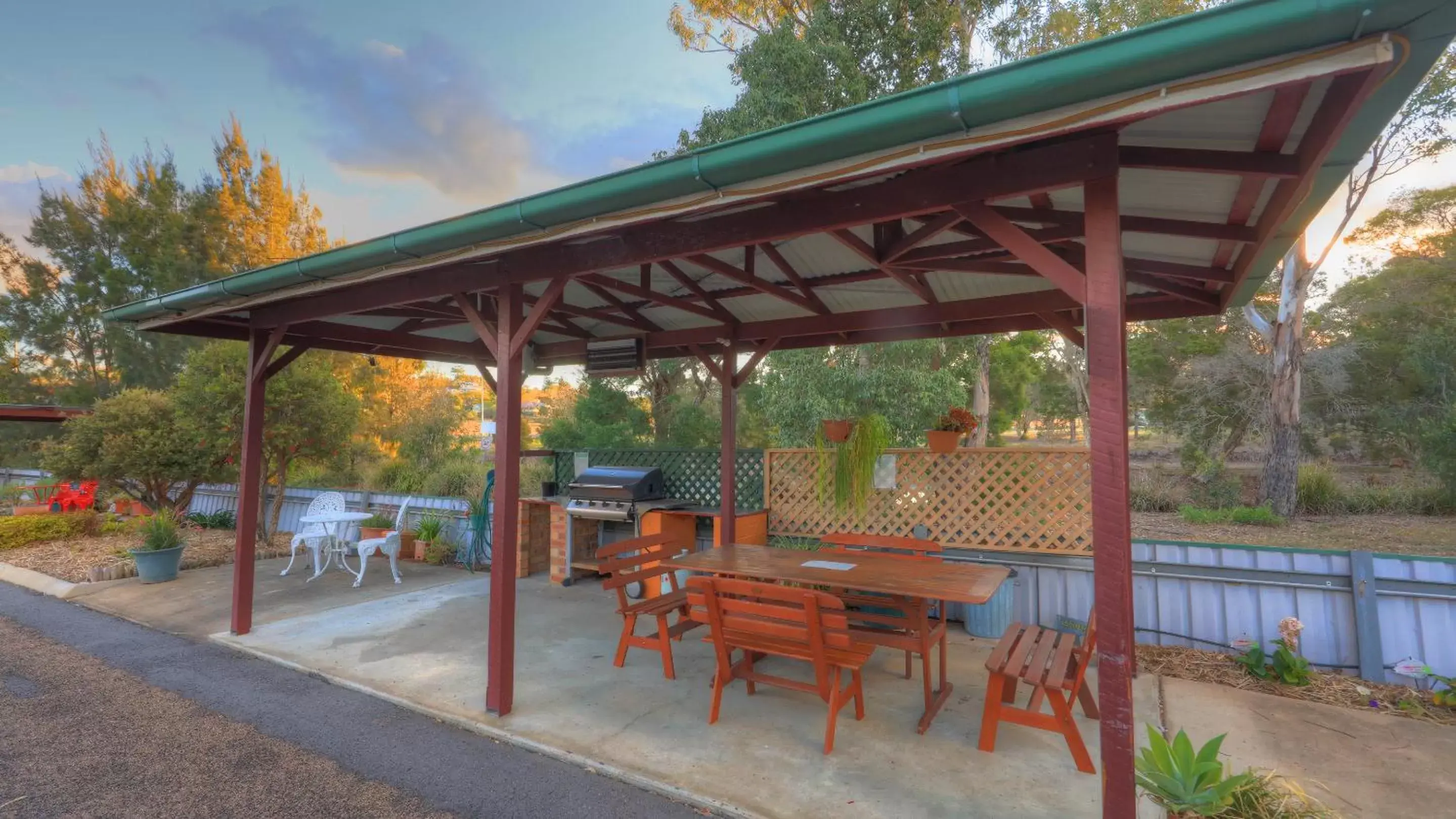 BBQ facilities in Boonah Motel