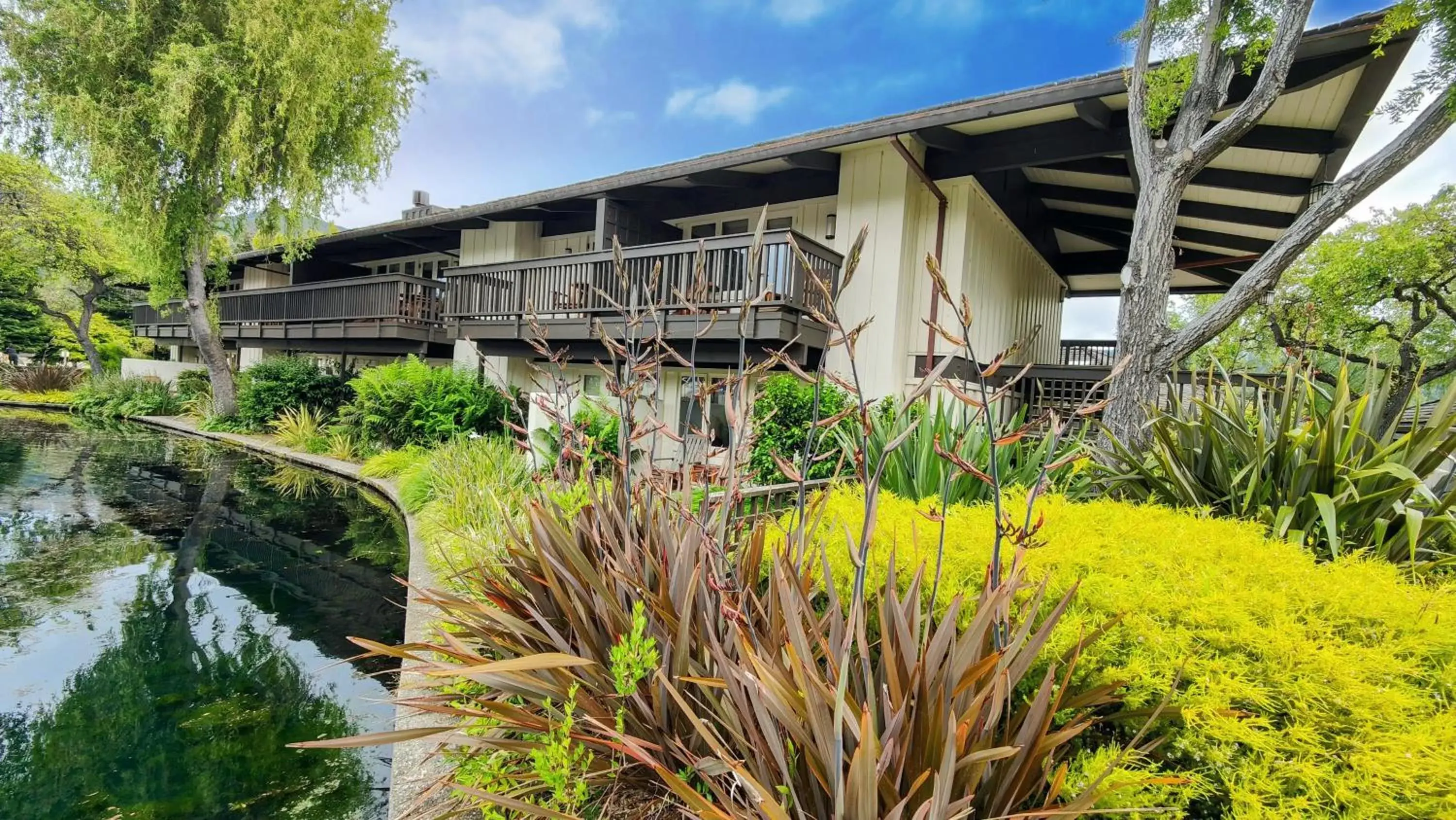 Property building in The Quail Lodge Property building in The Quail Lodge